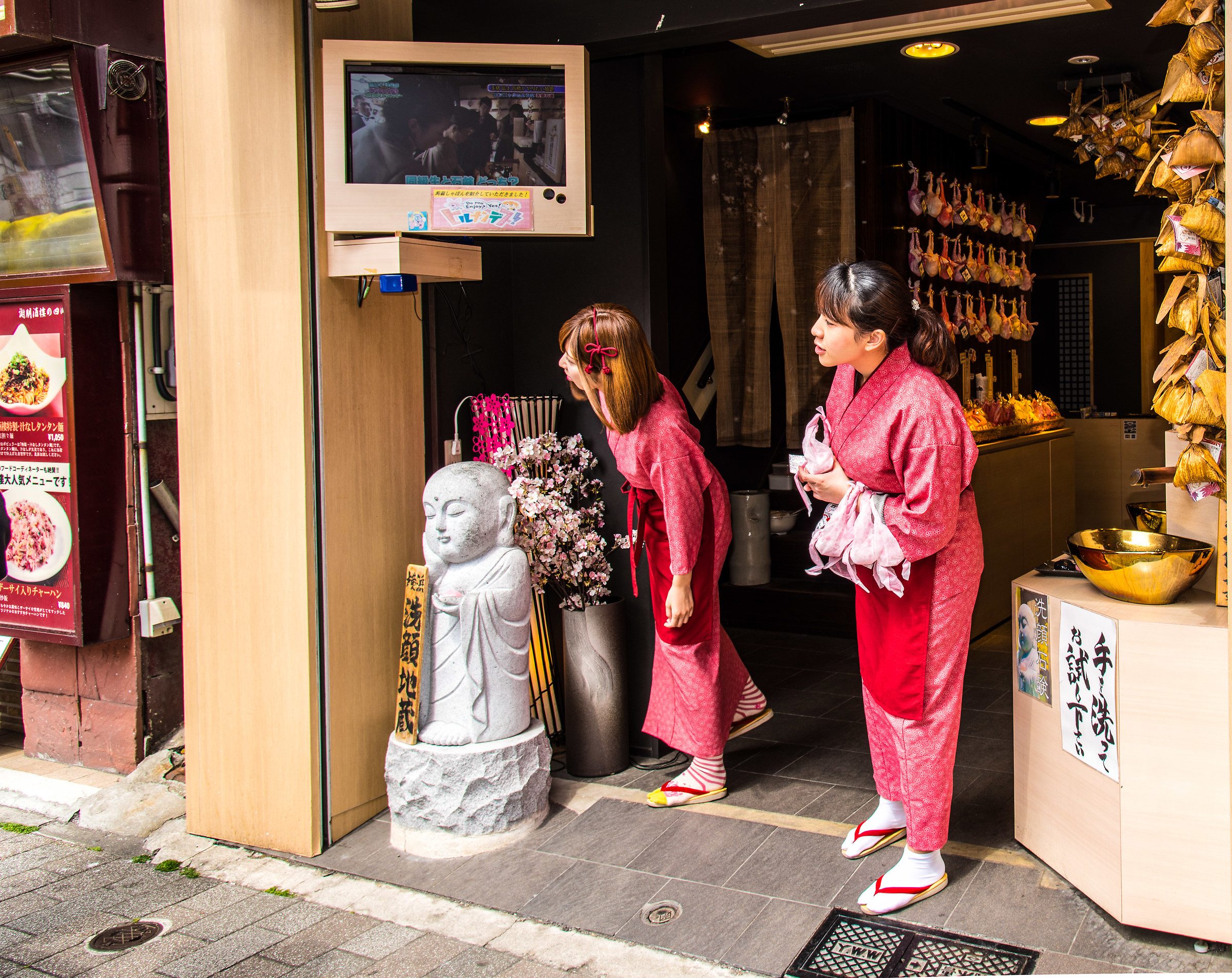 La curiosità' e' donna