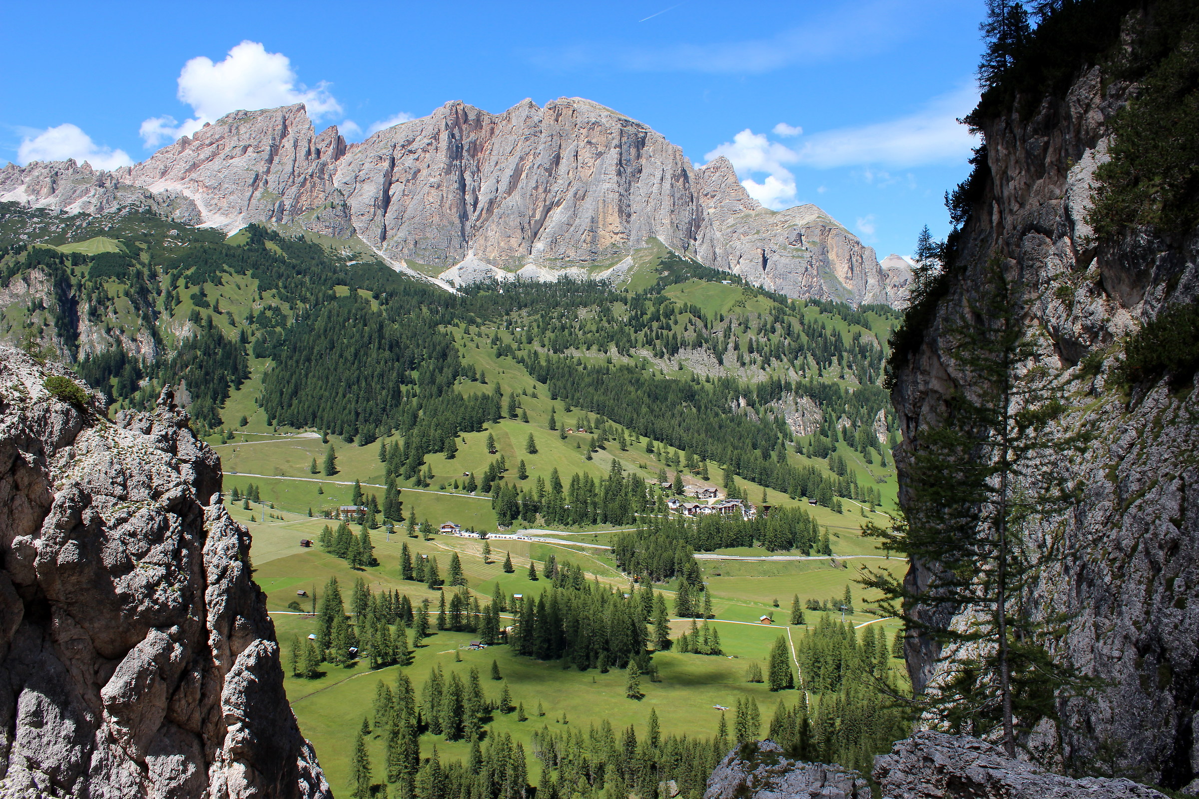 Alta Badia (Colfosco) from Val Mesdì