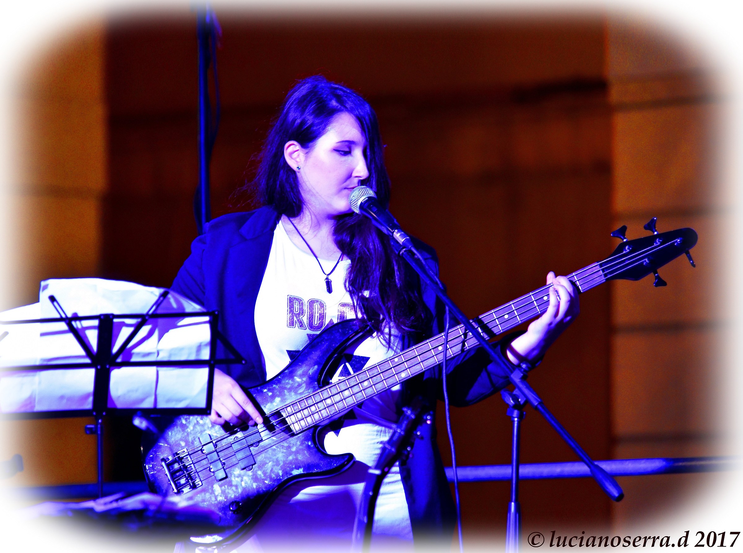 Sara... Moonlight Shadow