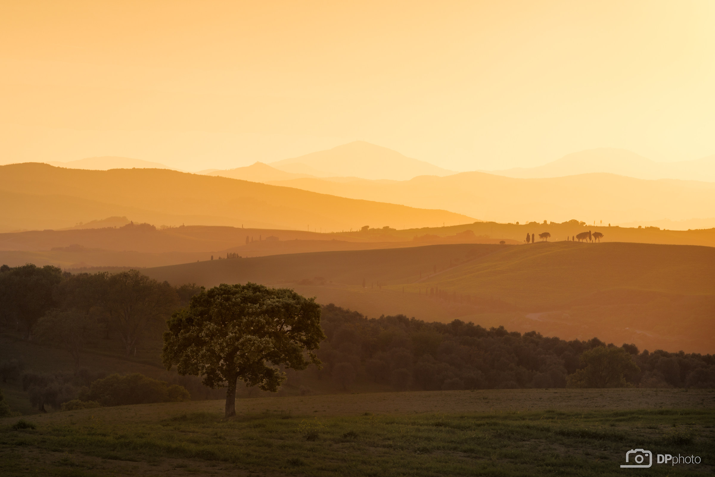 Golden hour in Val d'Orcia