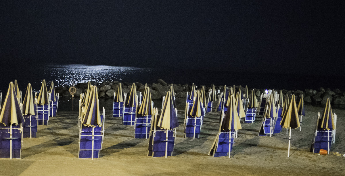 Il binomio classico: luna e mare