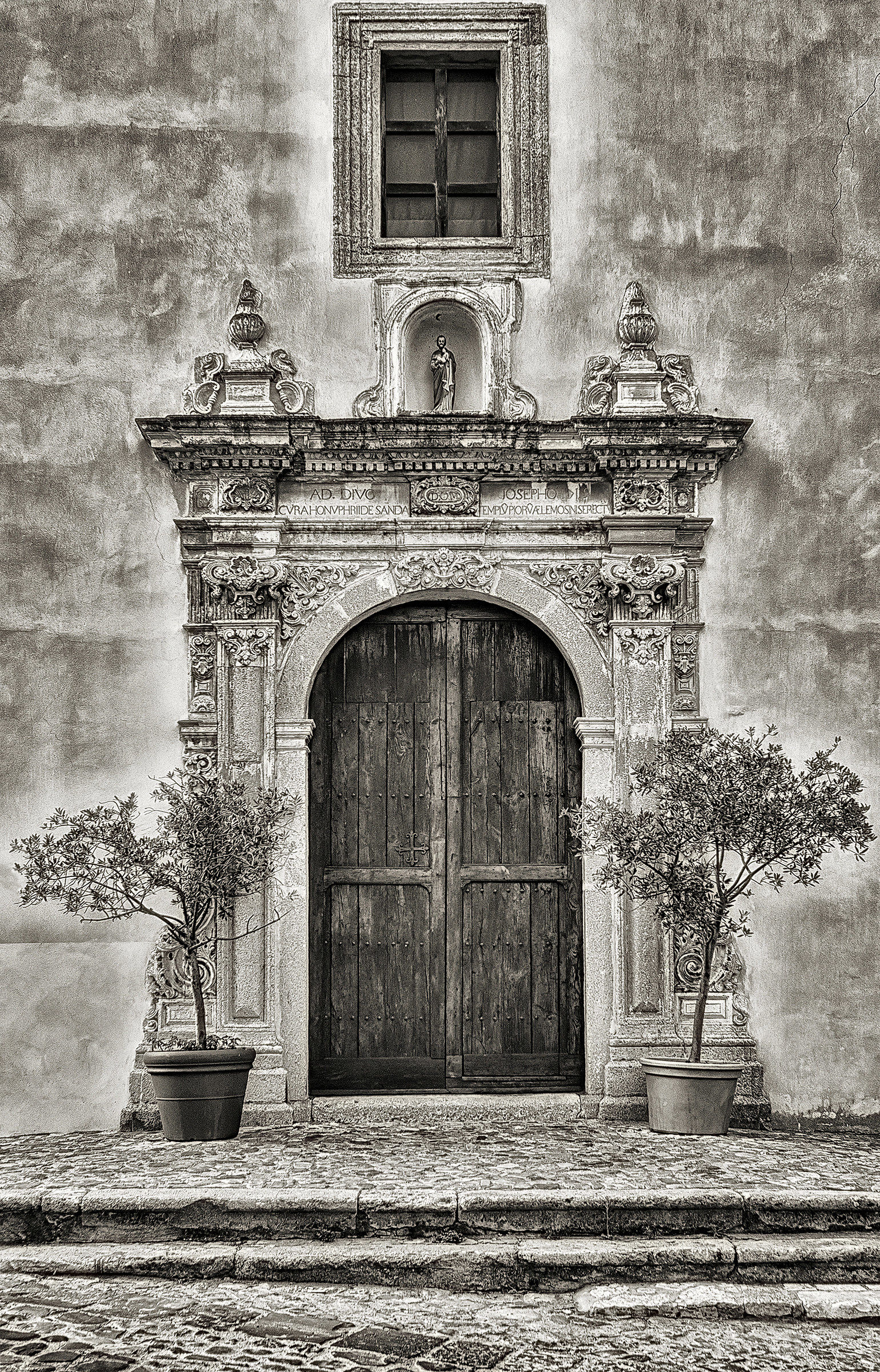 The door to St. Joseph!