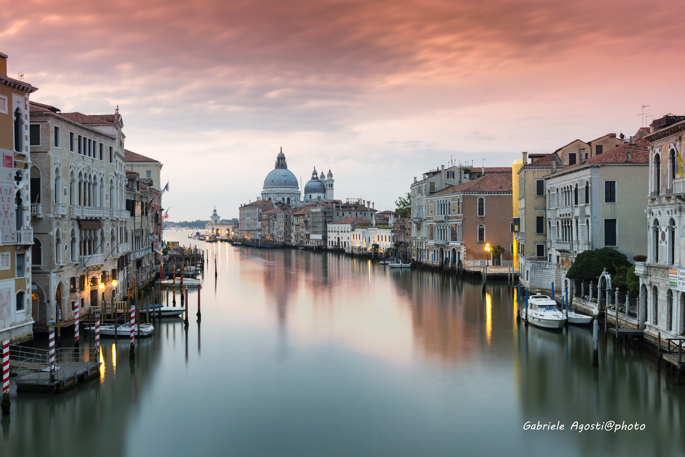 L'alba dal ponte dell'Accademia