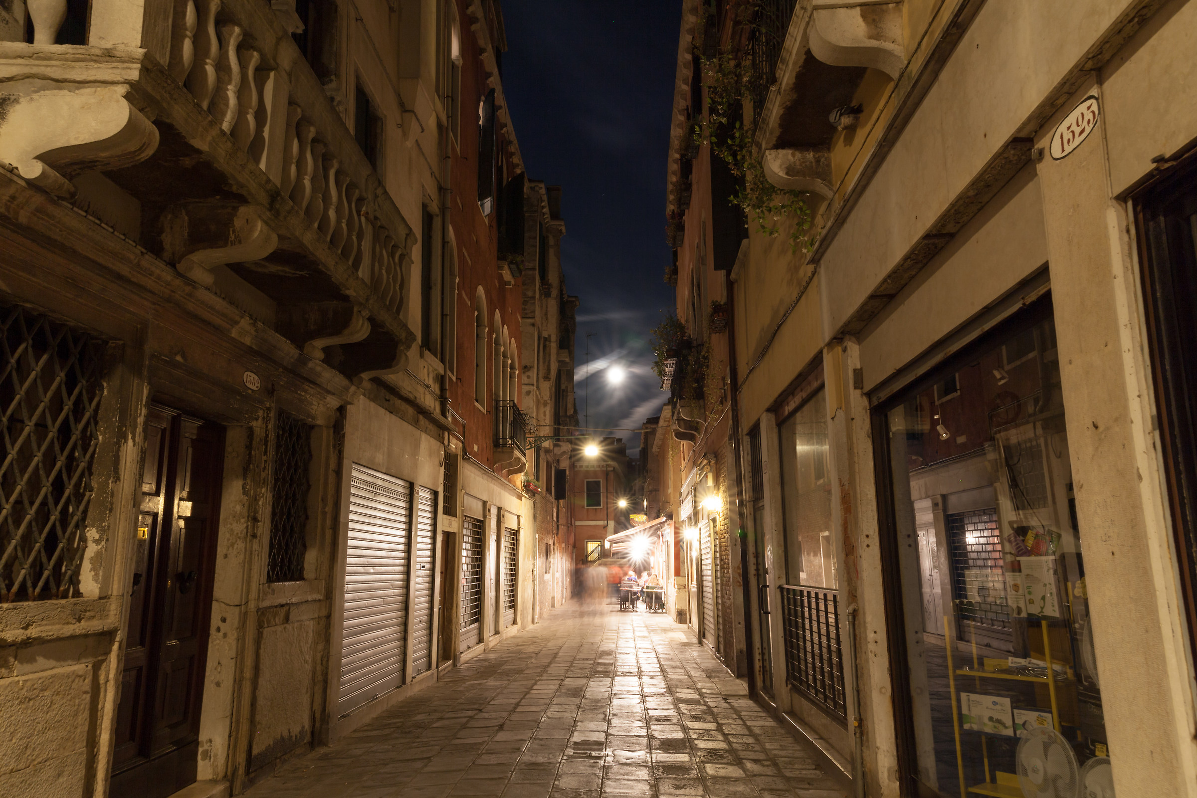 Night life in Venice