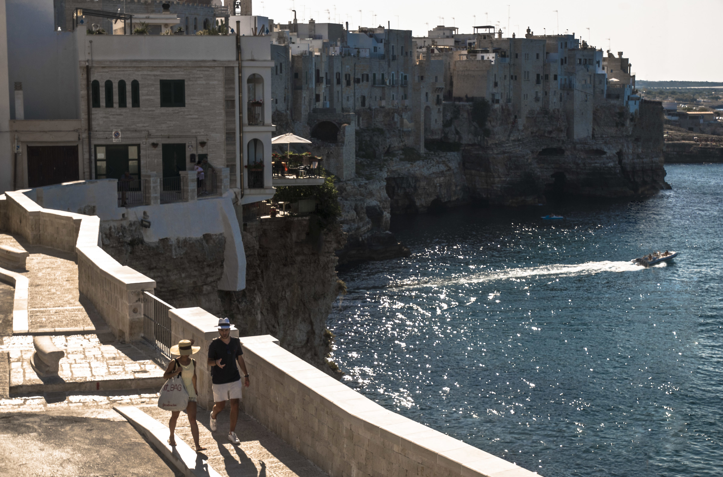 passeggiata a Polignano