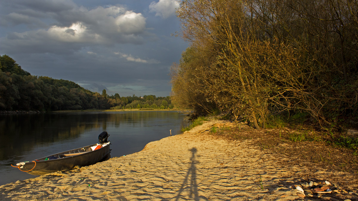 On the banks of the Ticino