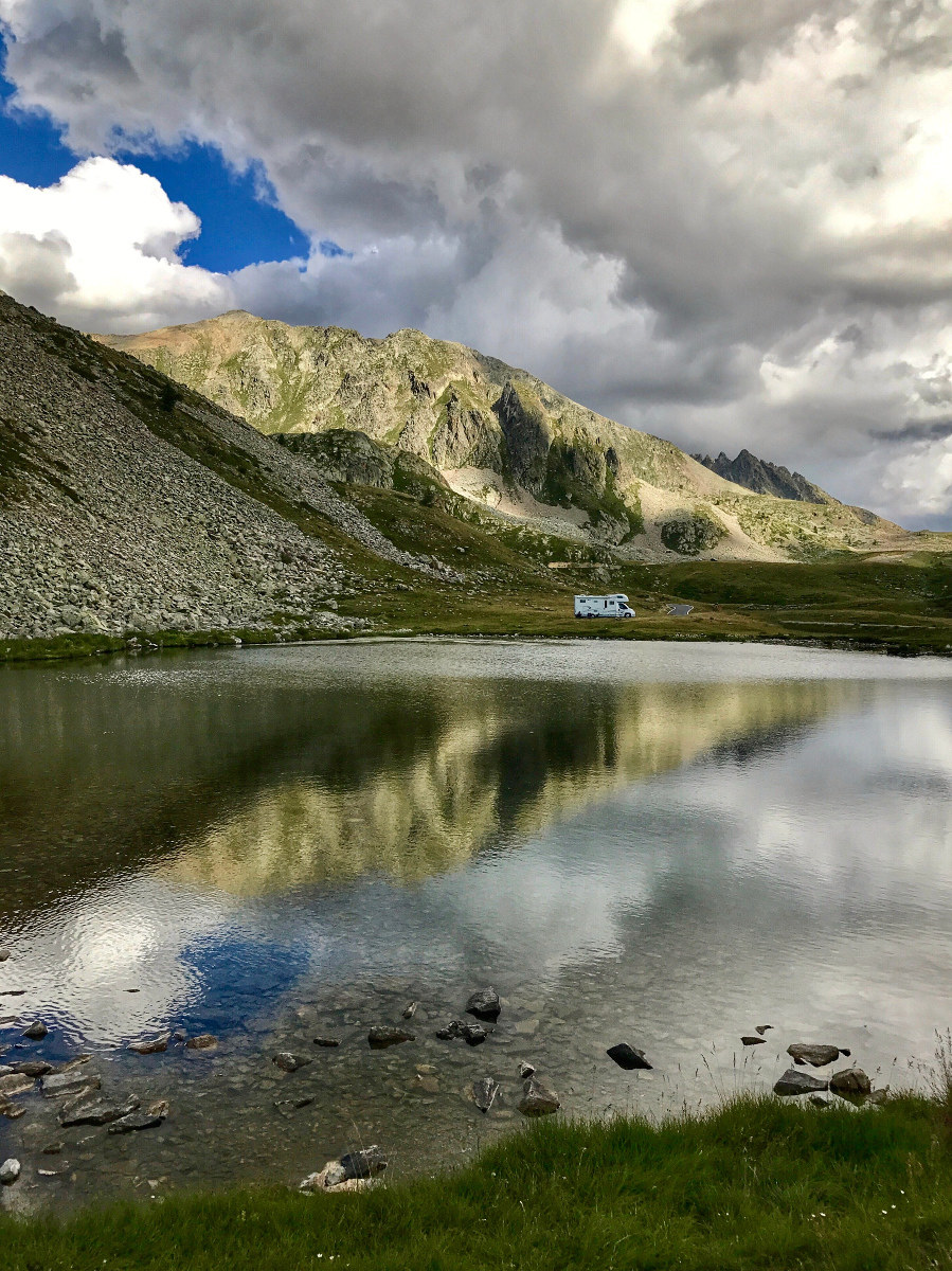 A camper in paradise