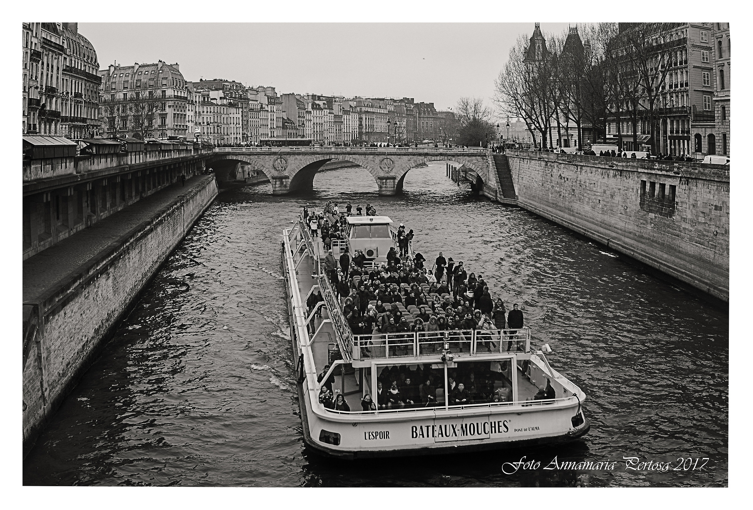 Le batou mouche parisien