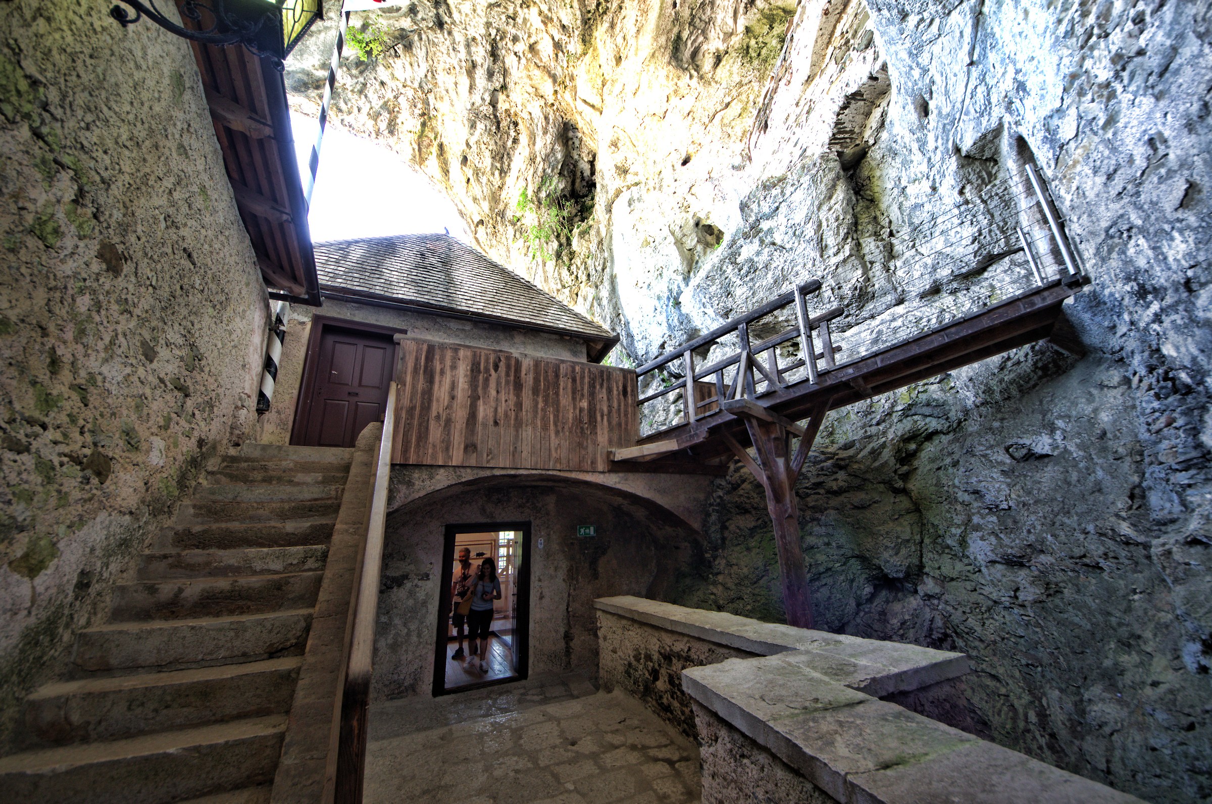 Predjama Castle