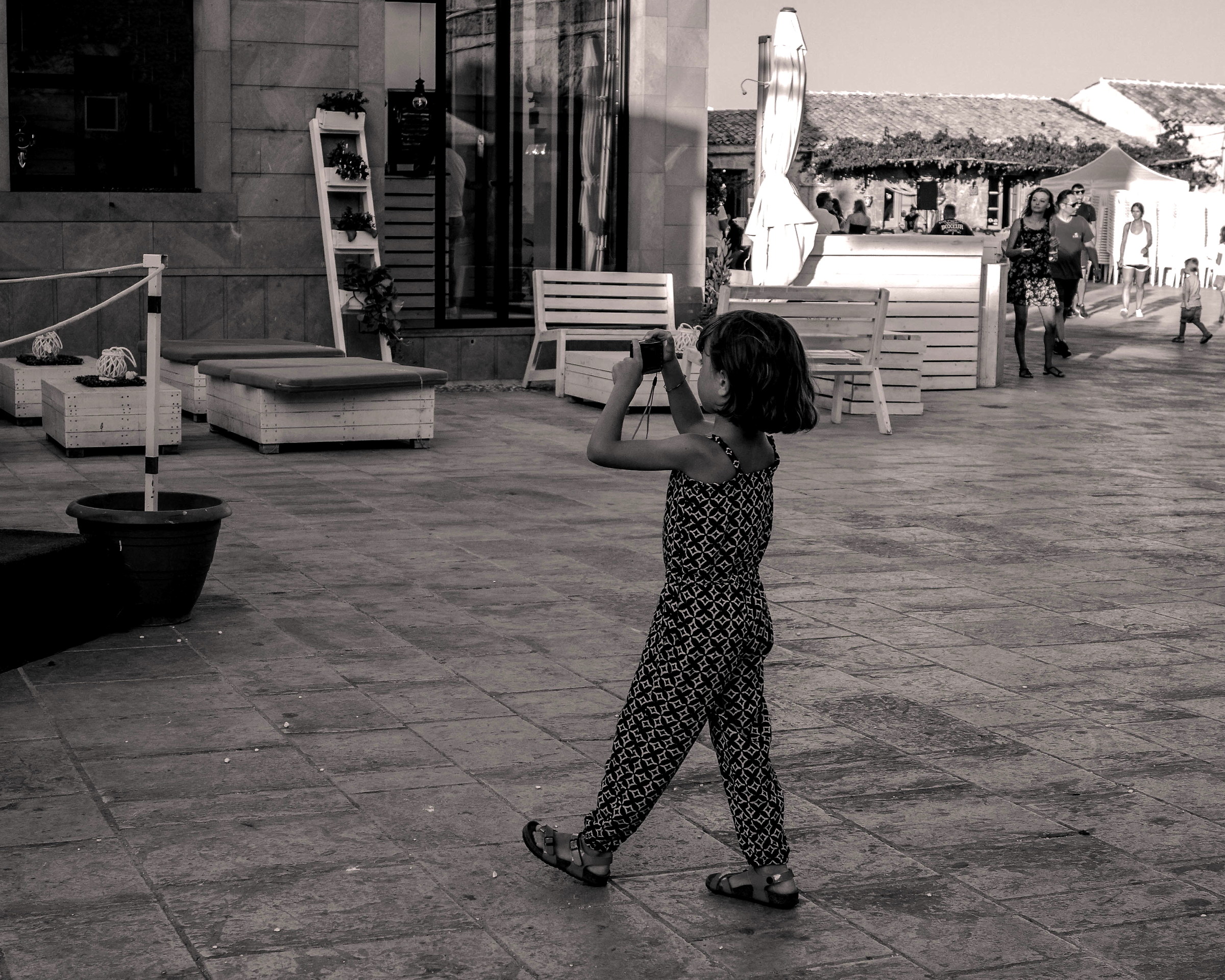 Una piccola fotografa