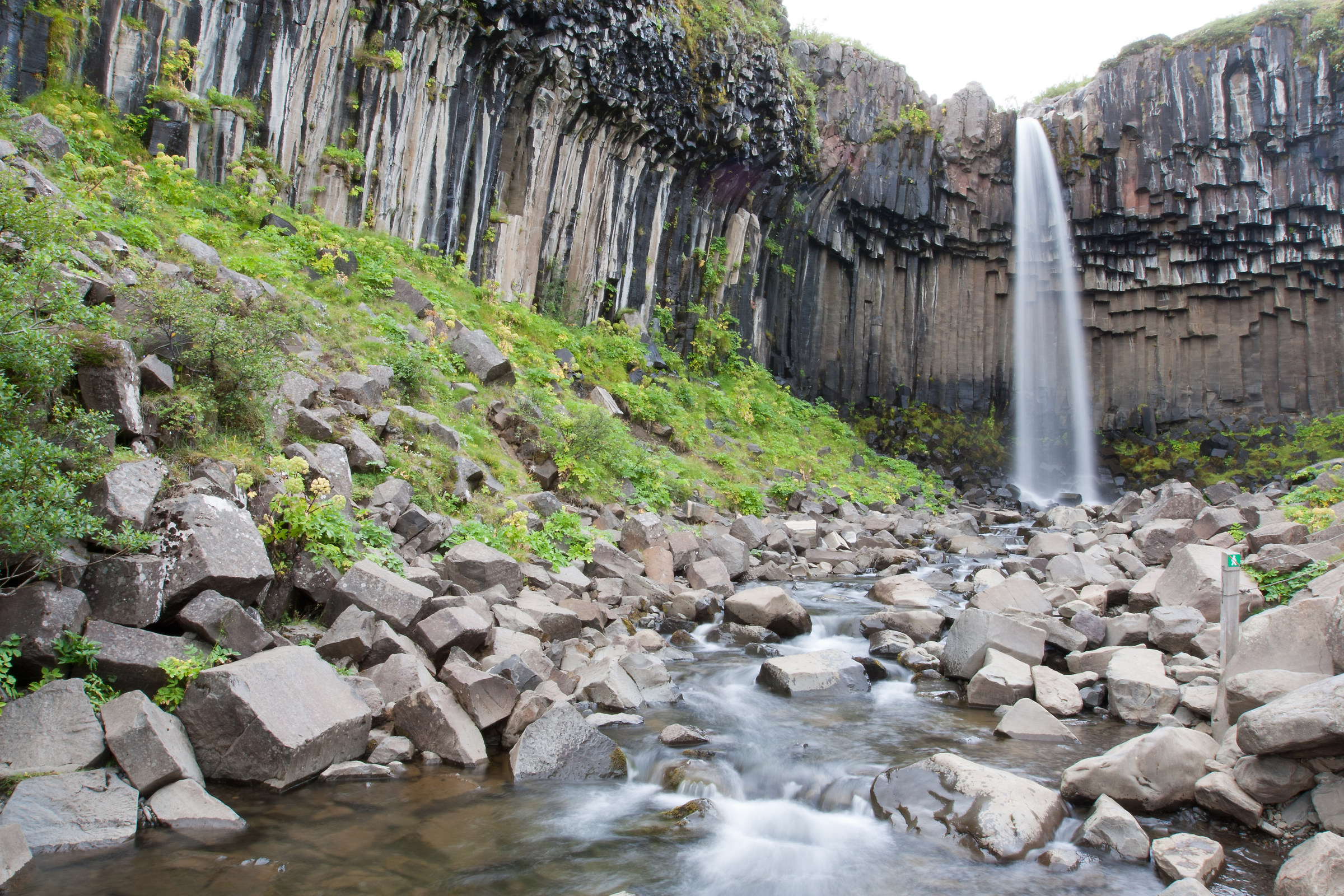 La cascata di Svartifoss