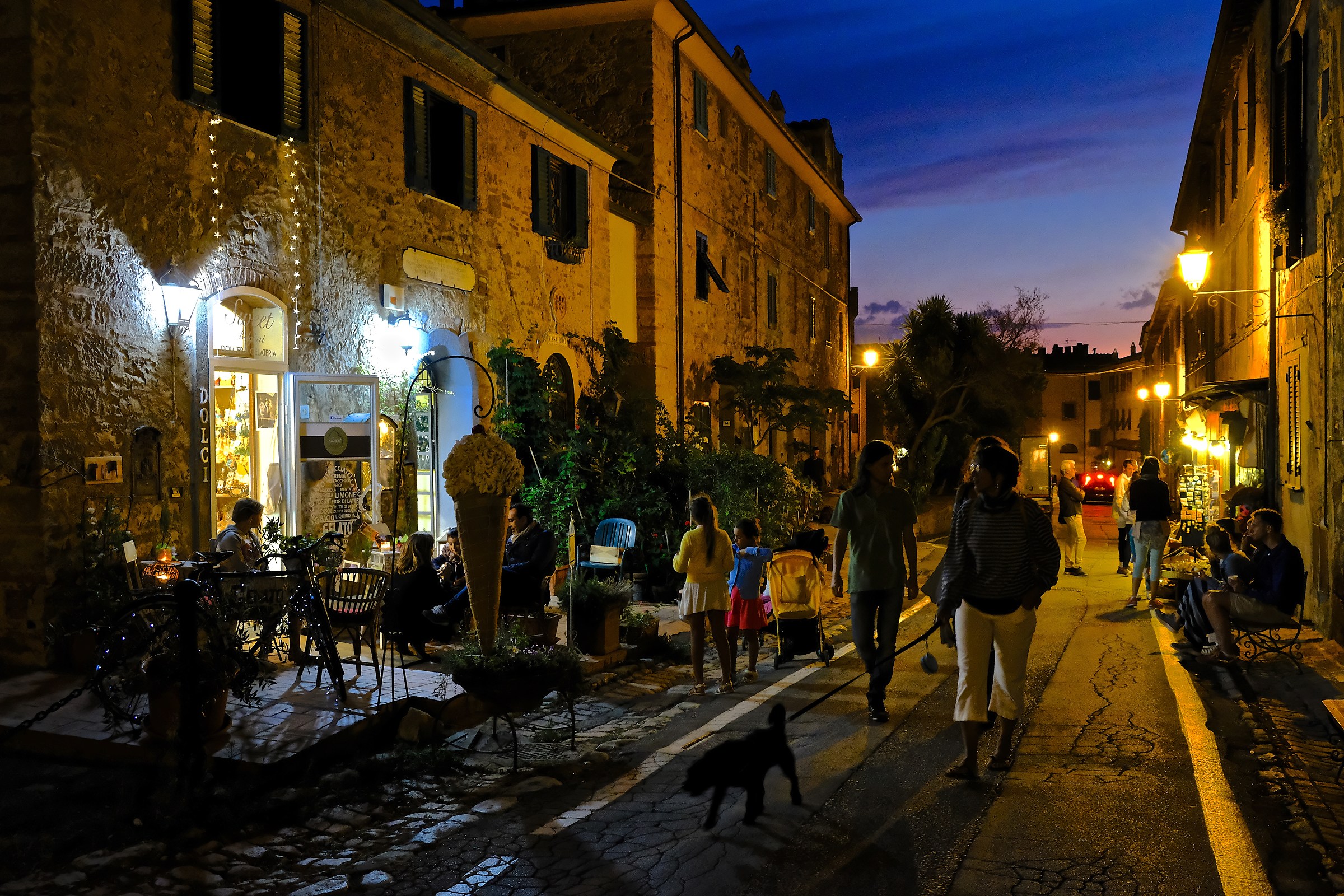 I turisti a Bolgheri l' 11 Agosto