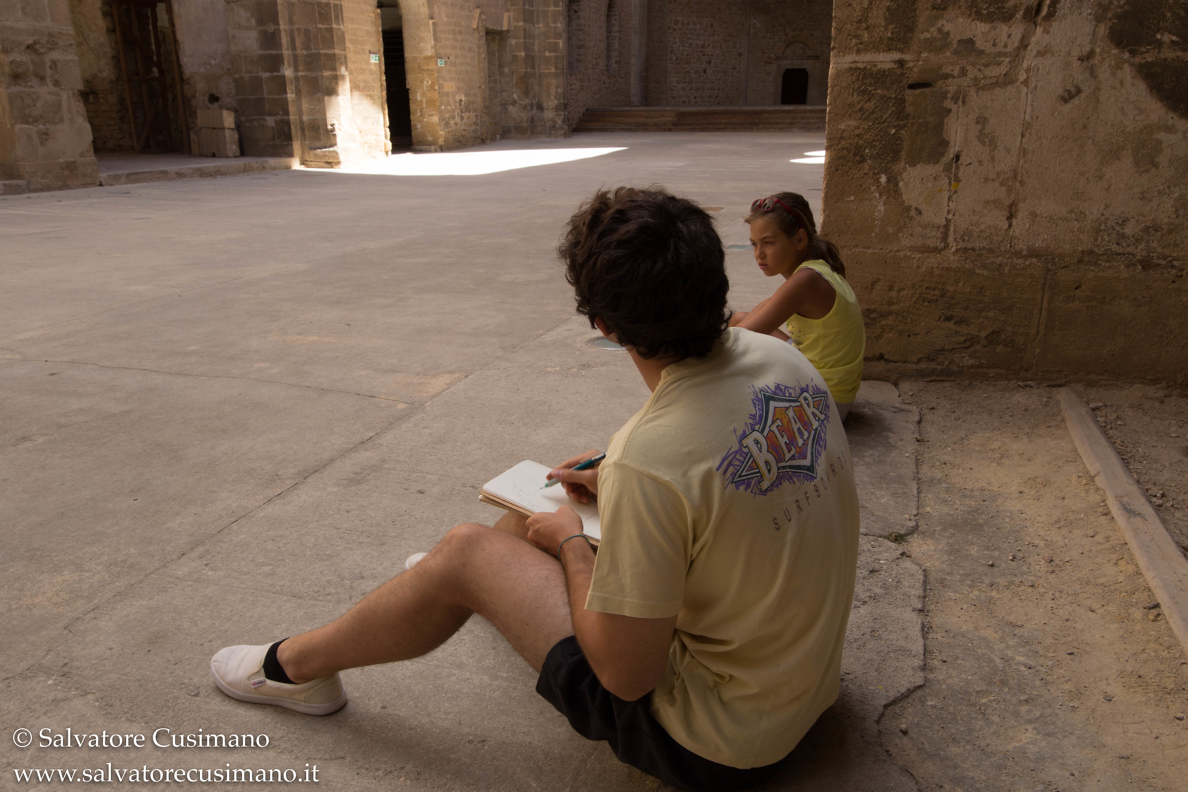 The bow and the looks