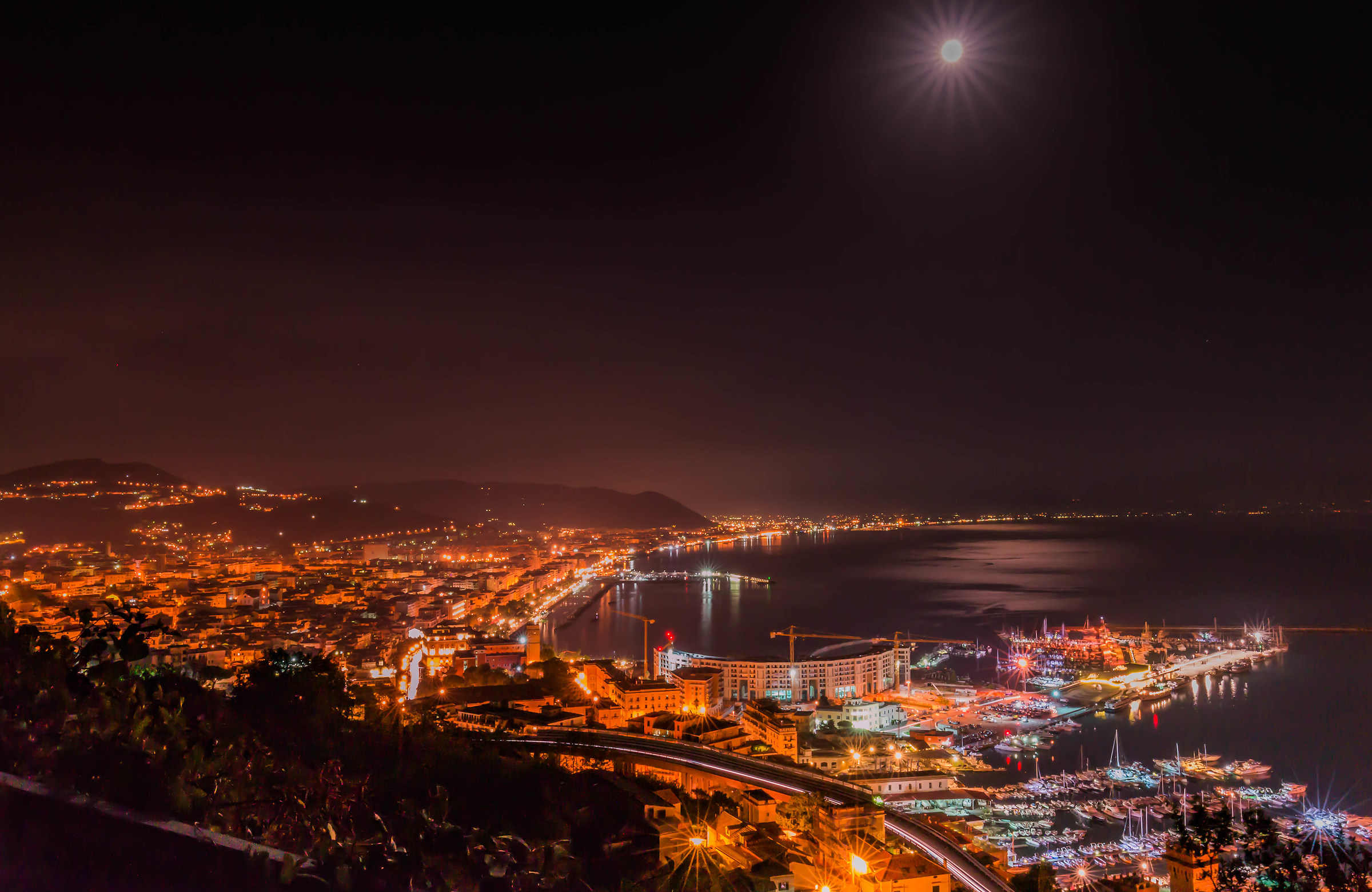 porto di salerno by night