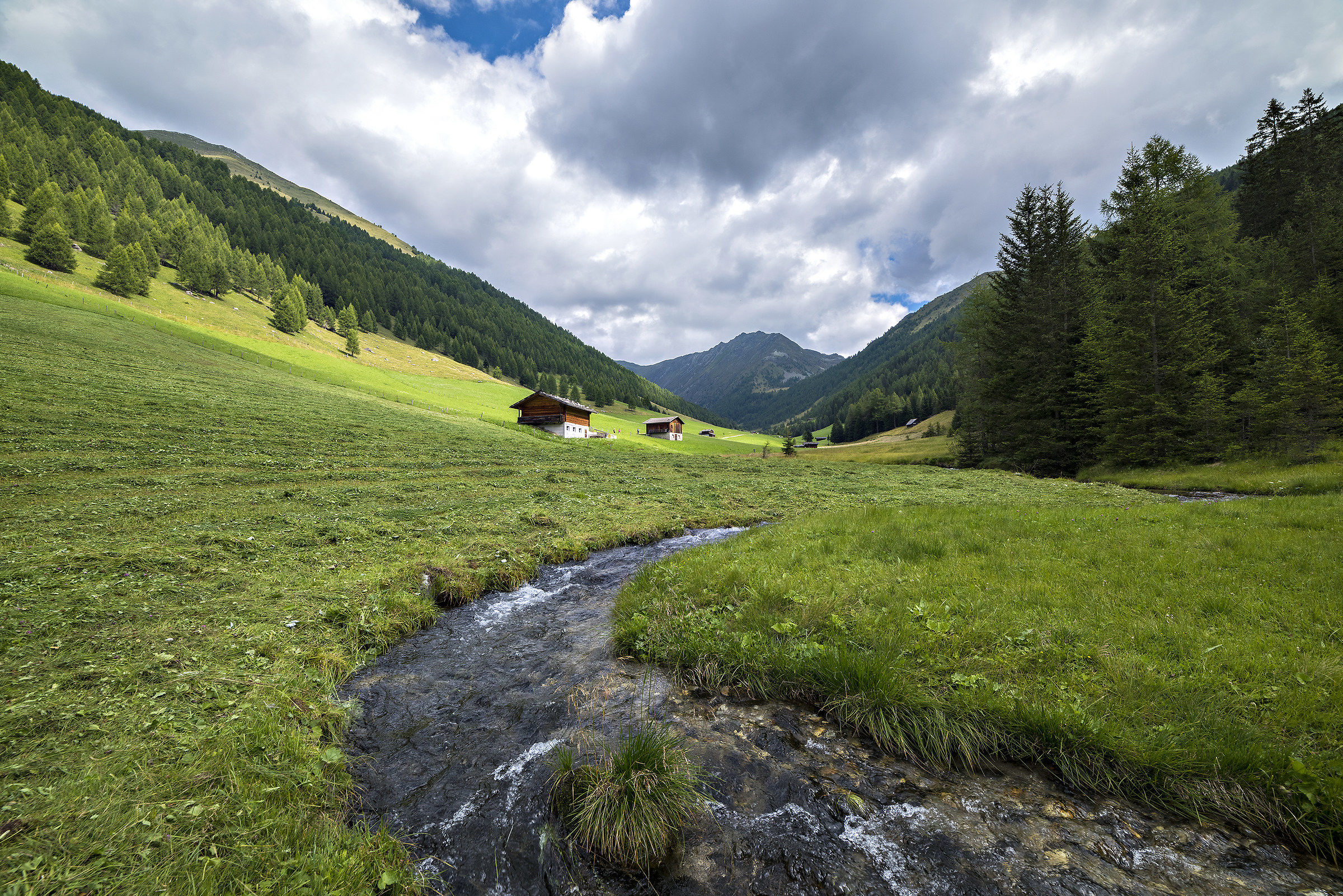 Waiting for thunderstorms