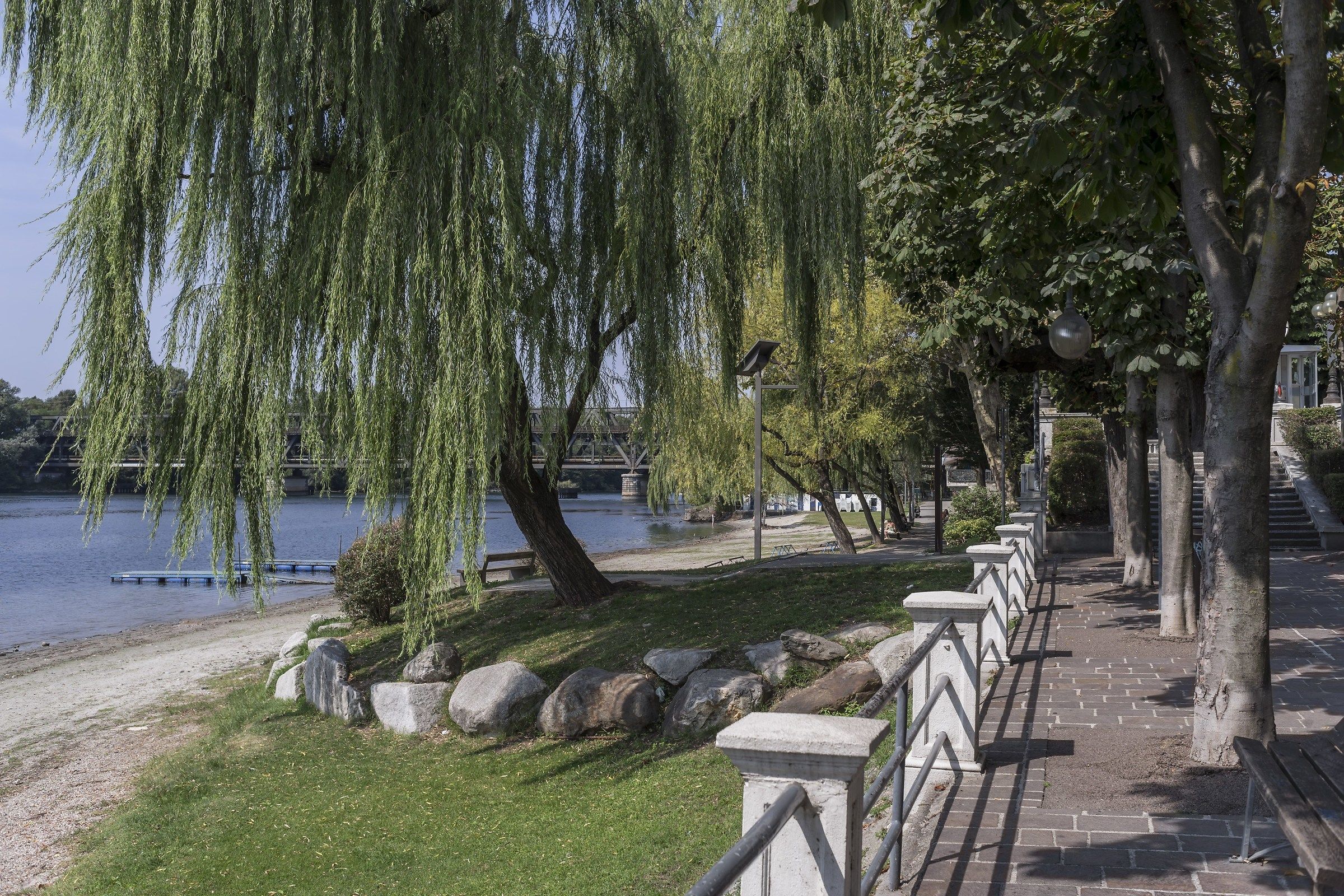 Test Nikkor 35mm f/2 AI