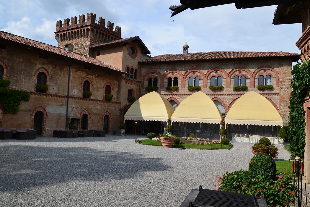 the interior of the castle