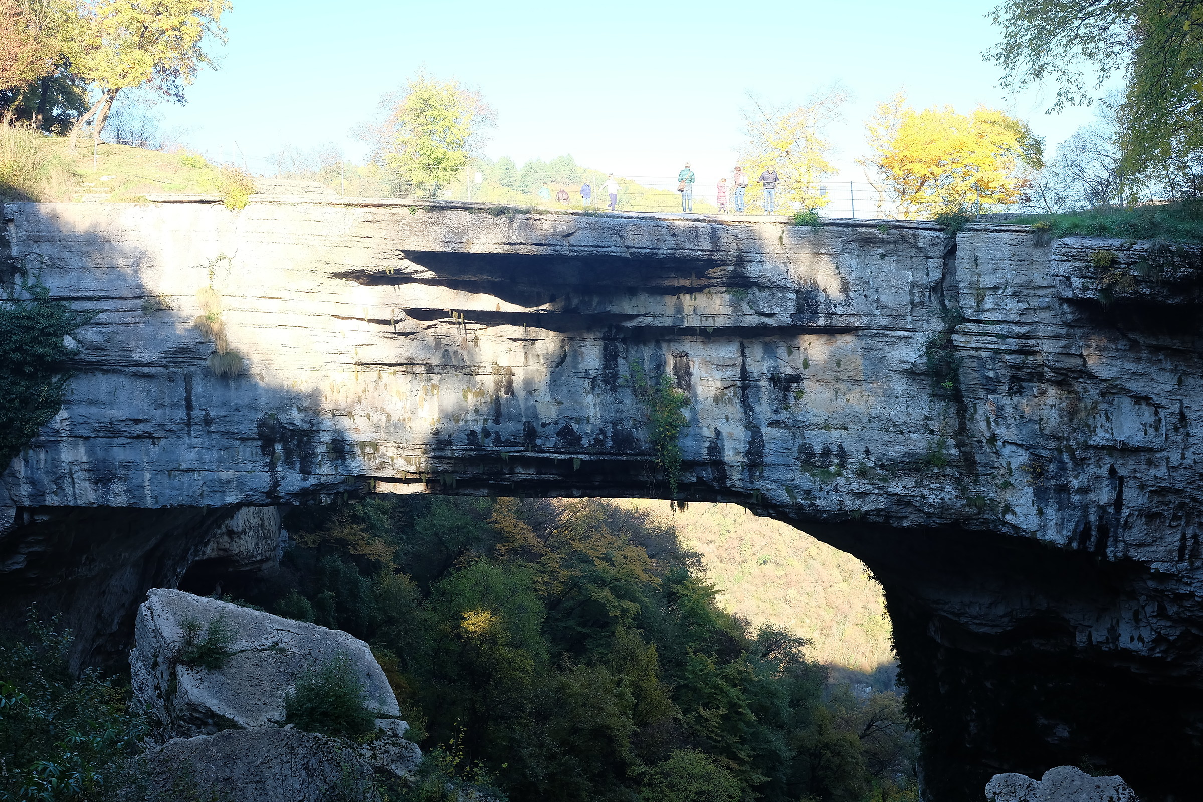 ponte di pietra naturale