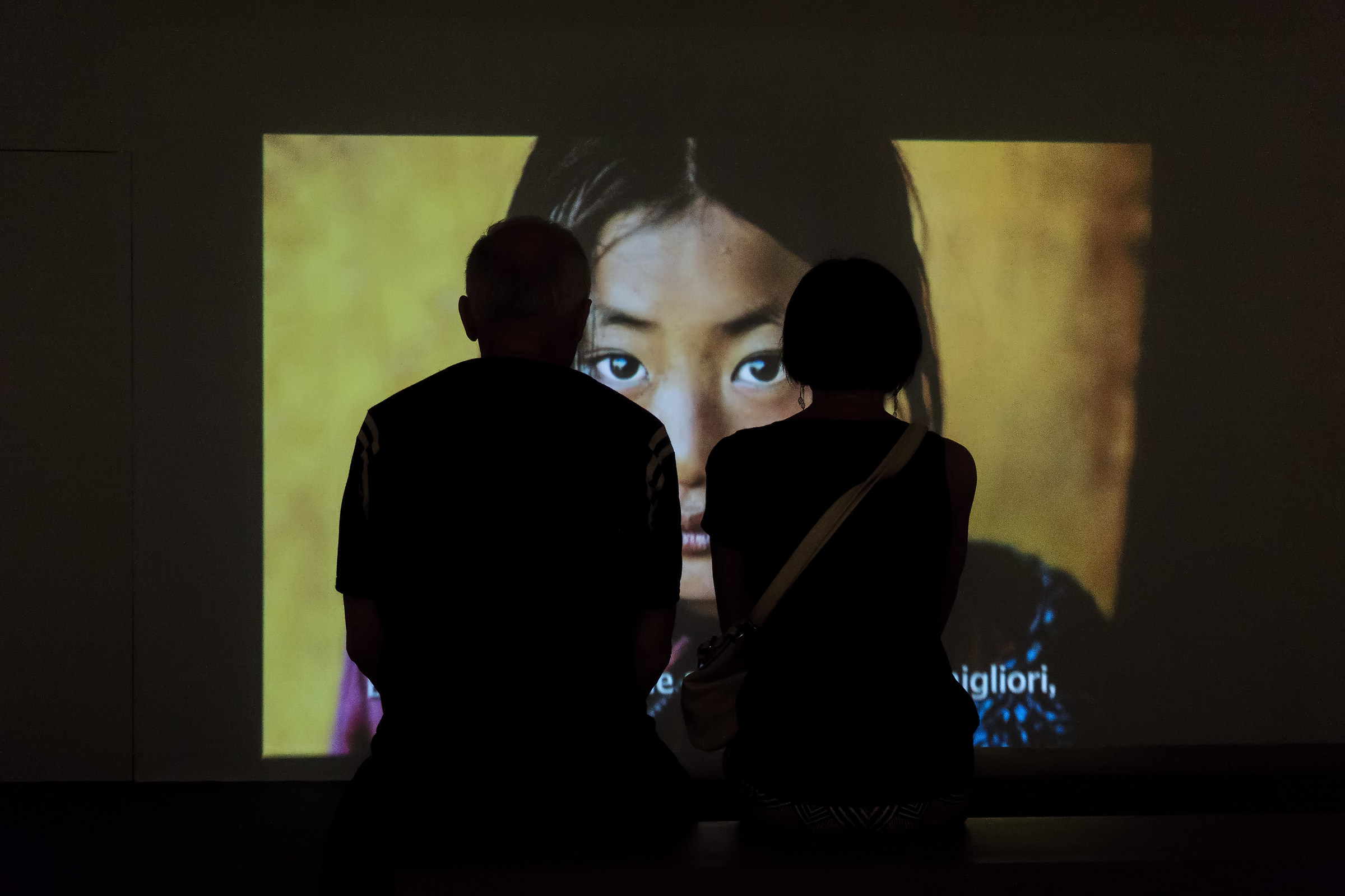 contemplando Steve Mc Curry