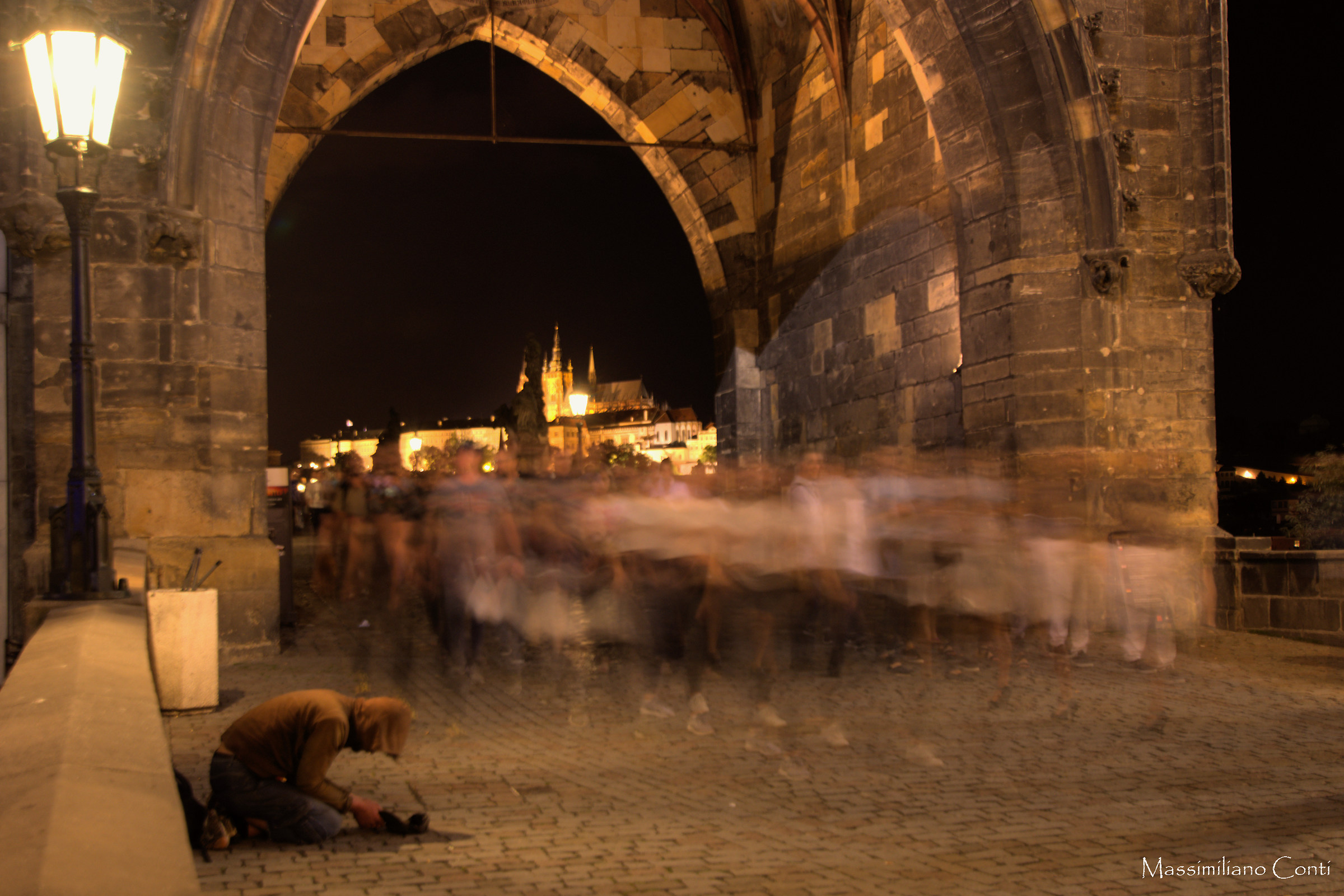 Lo scorrere dell'indifferenza