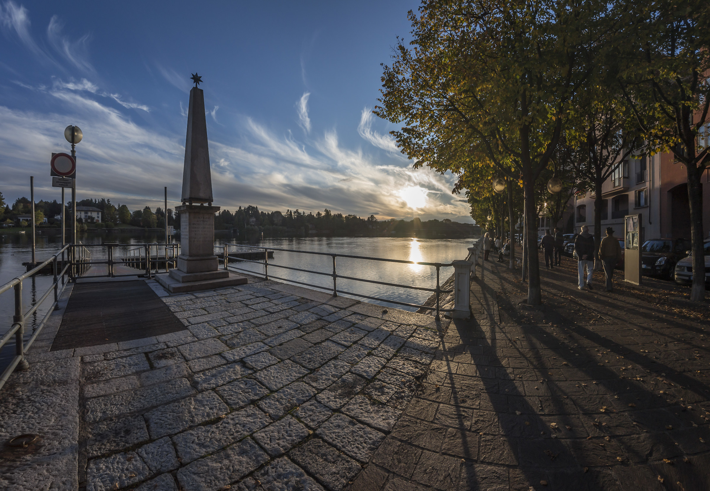 Venerdì 16 ottobre 2015, 15:56 (nuova versione)