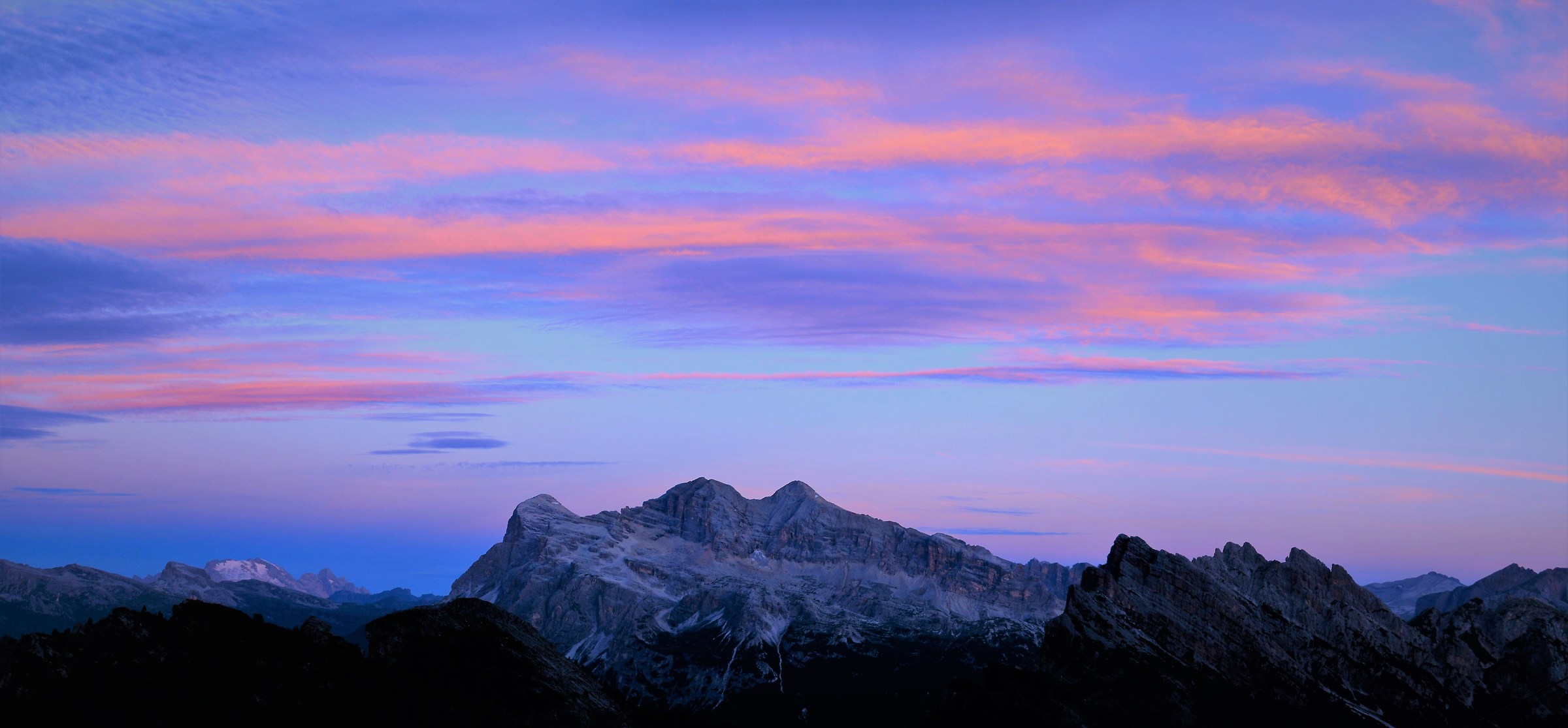 Rosa sulle Tofane dal rif. Son Forca