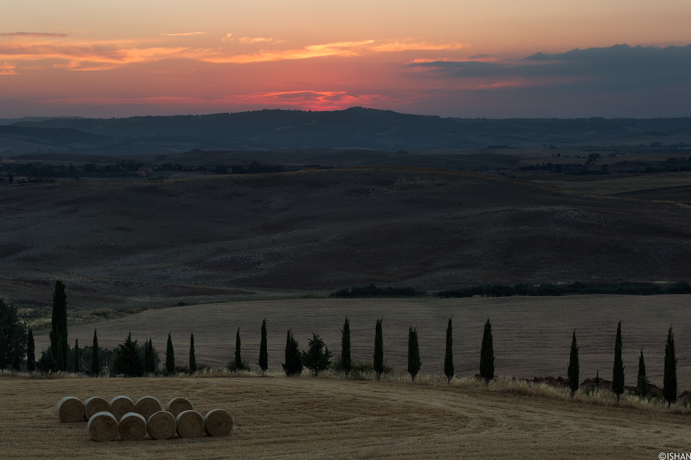 Tramonto toscano