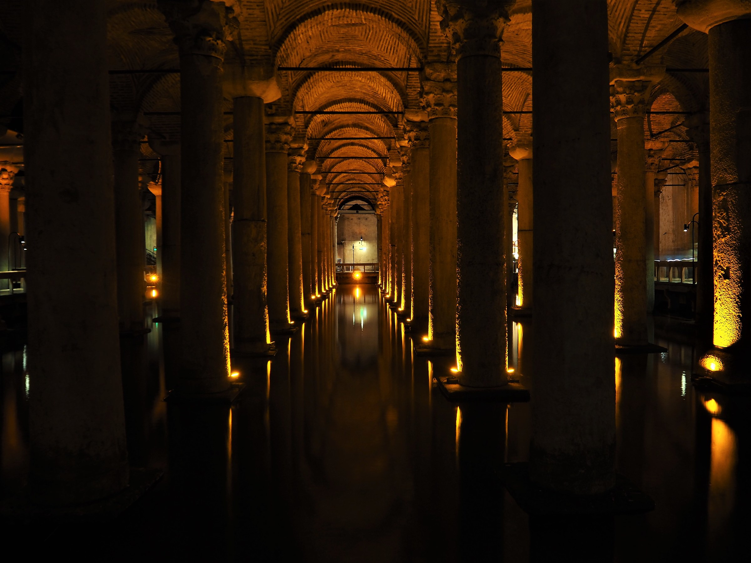 Istanbul, Basilica Tank with 14-42mmEZ, F4 4Sec at 14mm