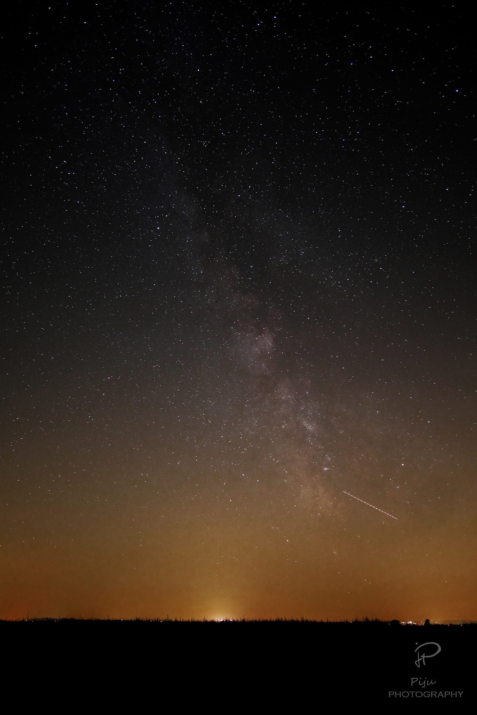 Milky way in the rice paddies of Vercelli