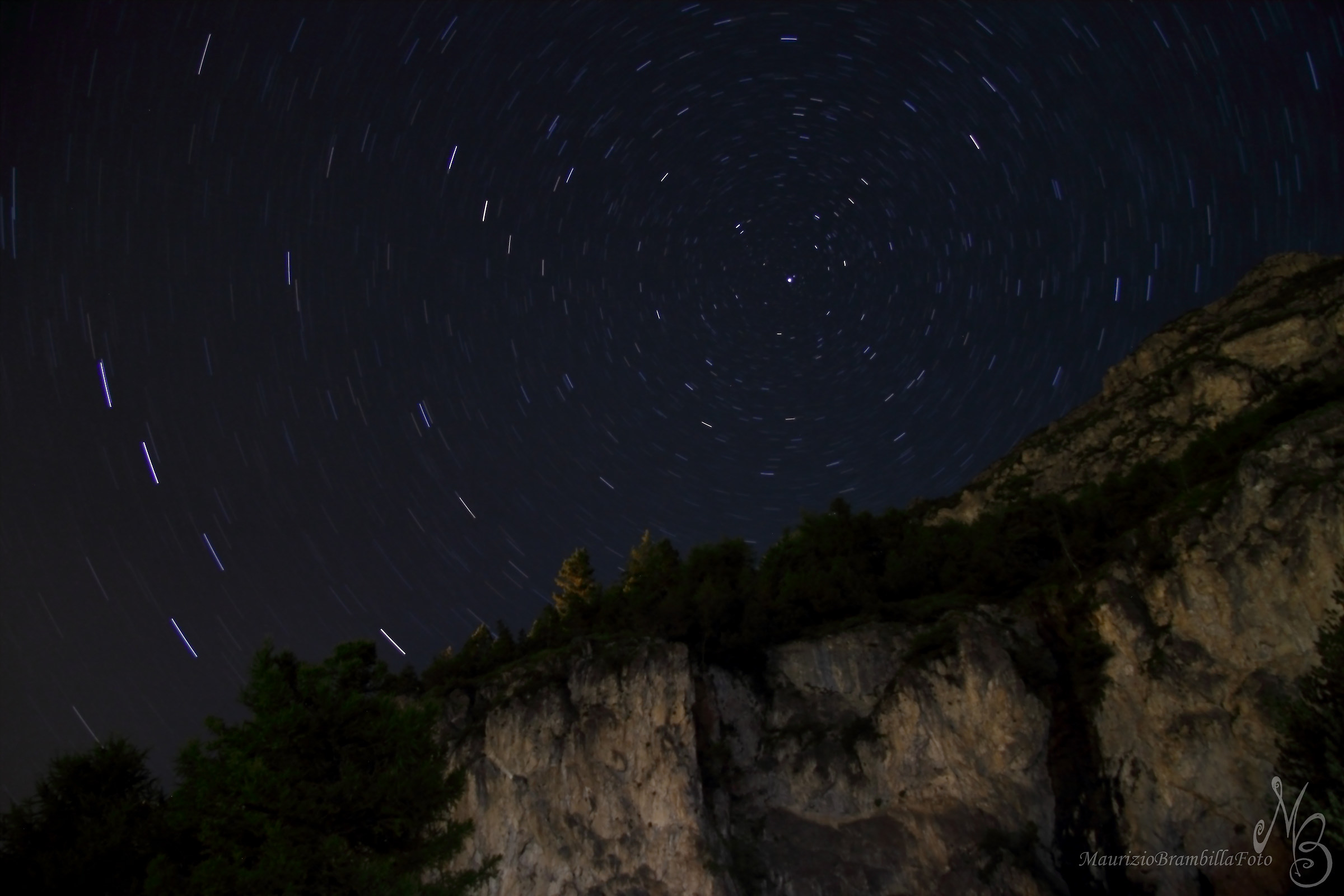Star Trail, a picture of billions of pixels
