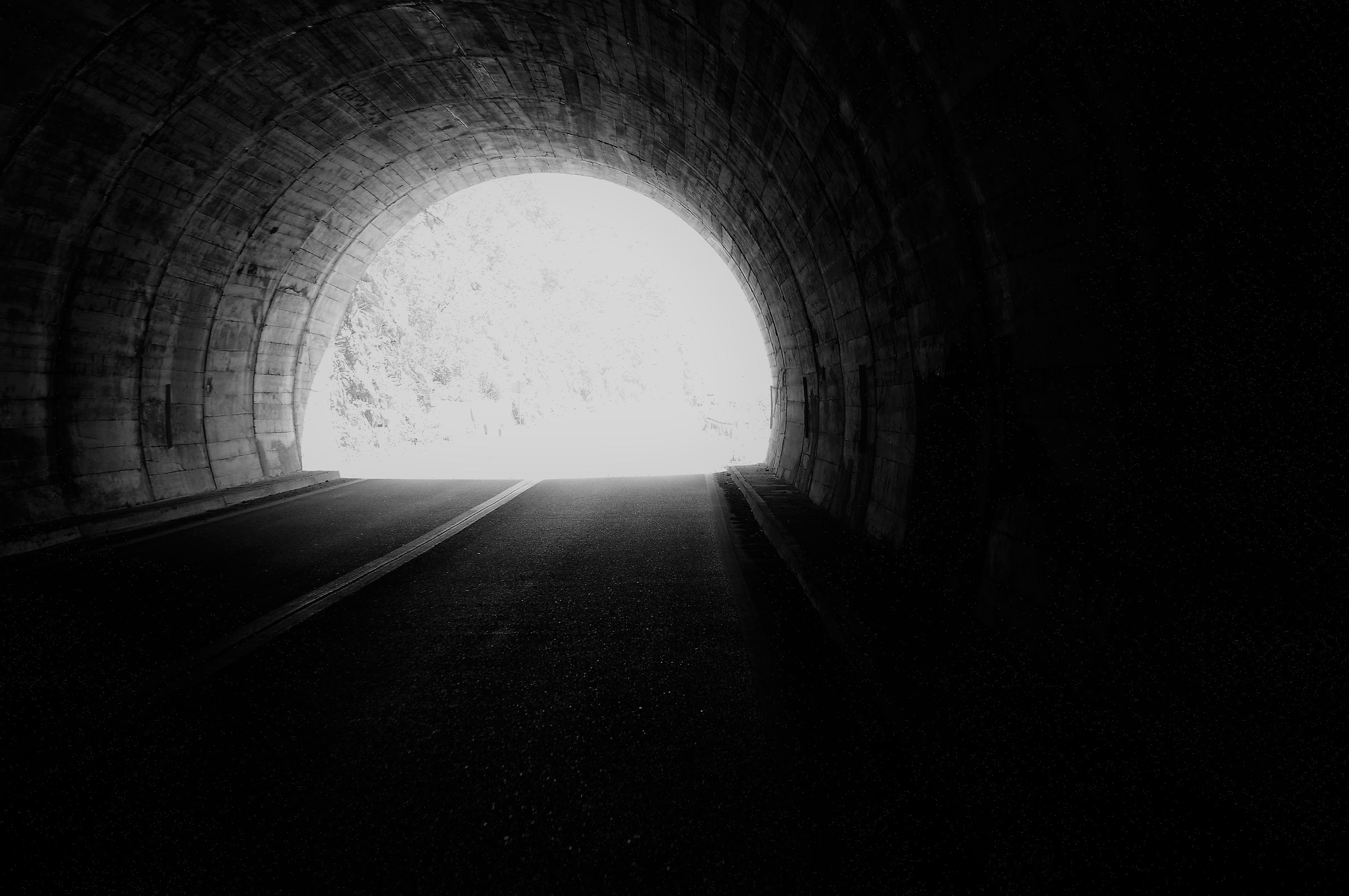 Pedalando in galleria