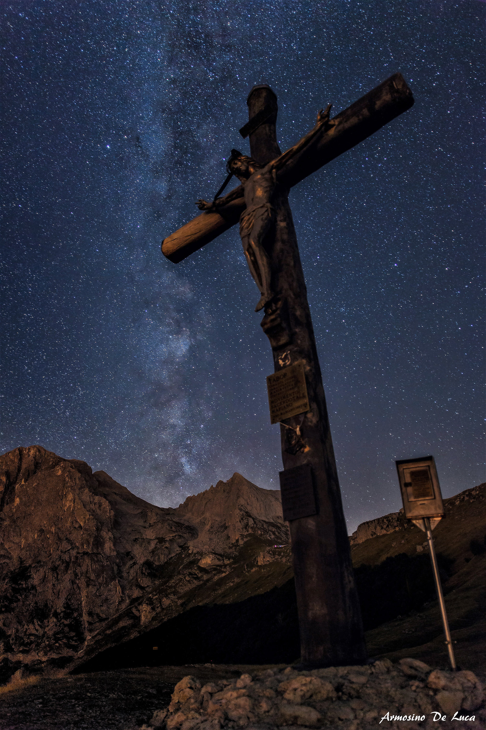 Via lattea sul Cristo dell'Arapietra. Gran Sasso.