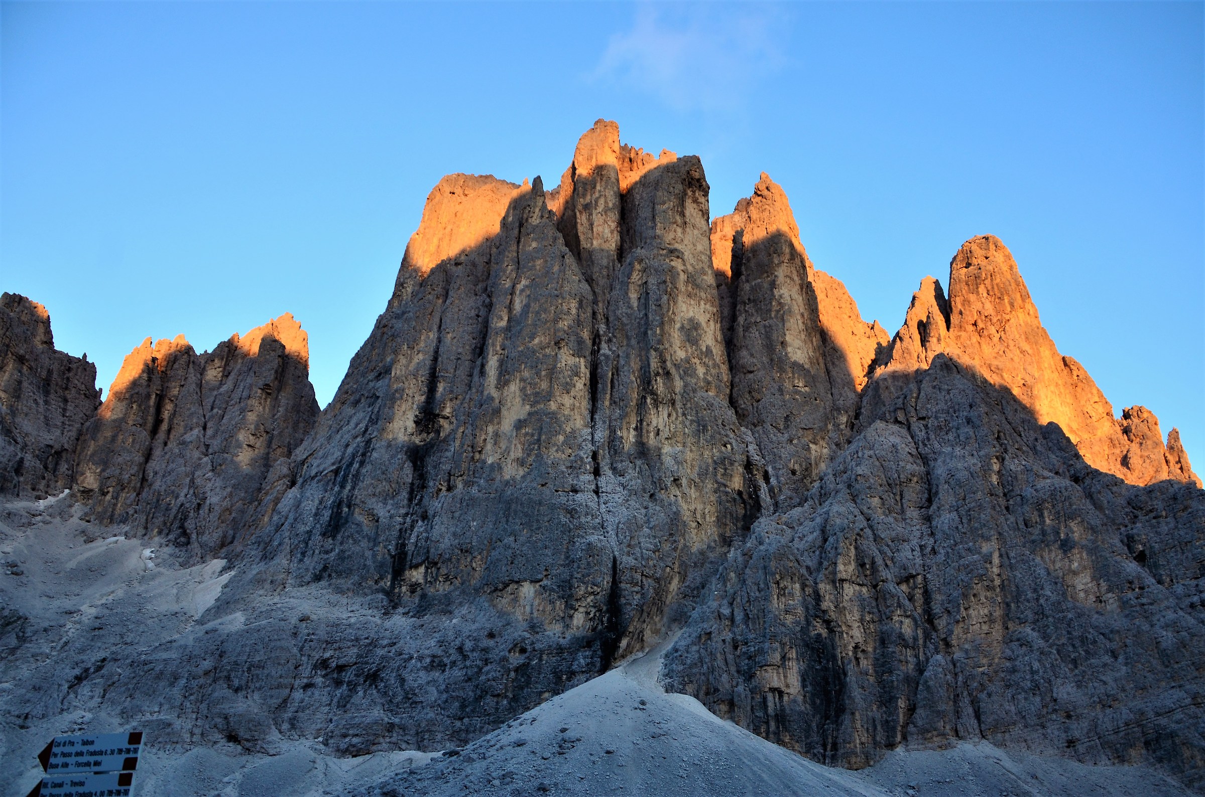 Cima Pradidali dal'omonimo rifugio