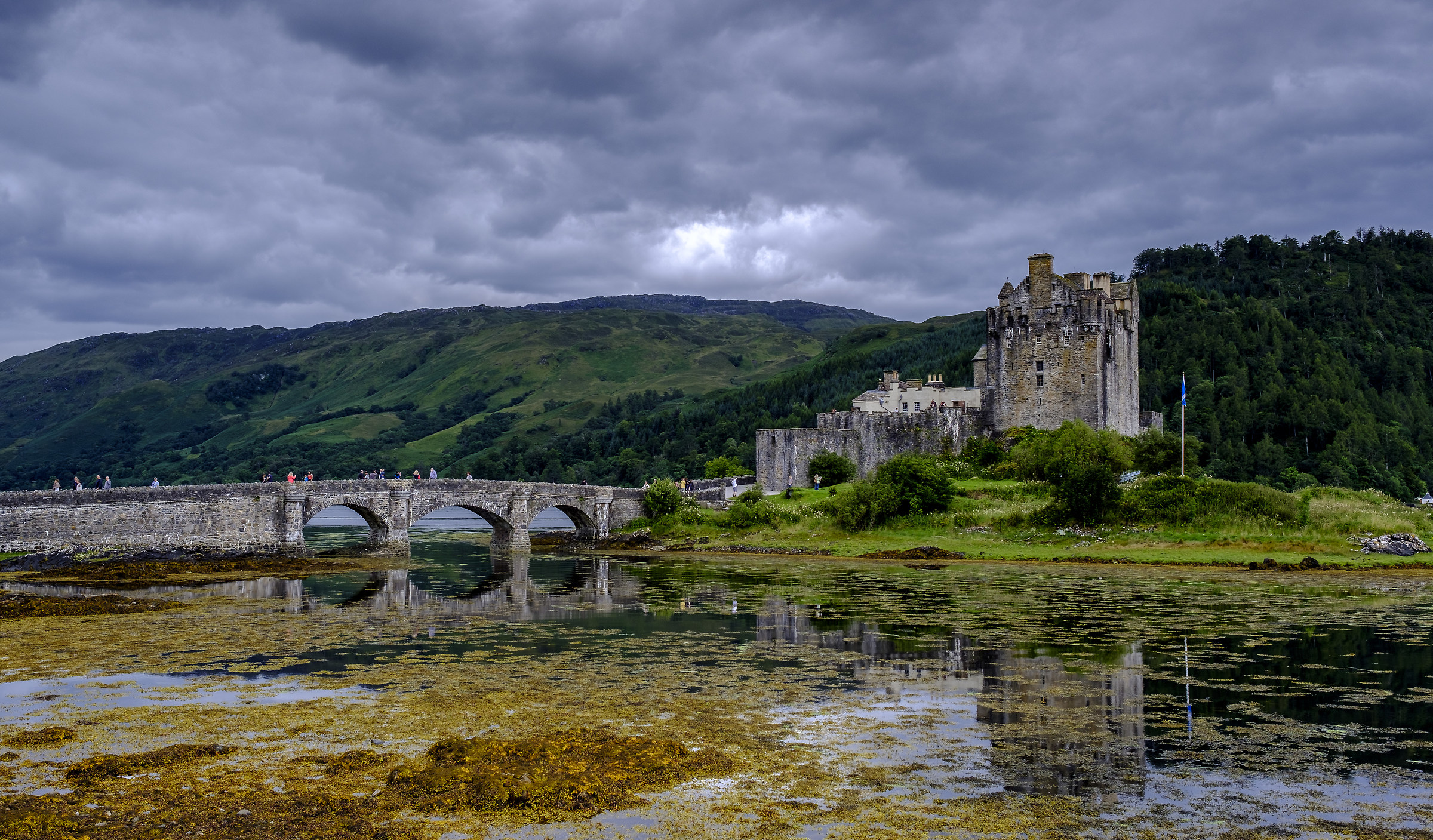 Eilean Donan Castle (Scotland-A87)