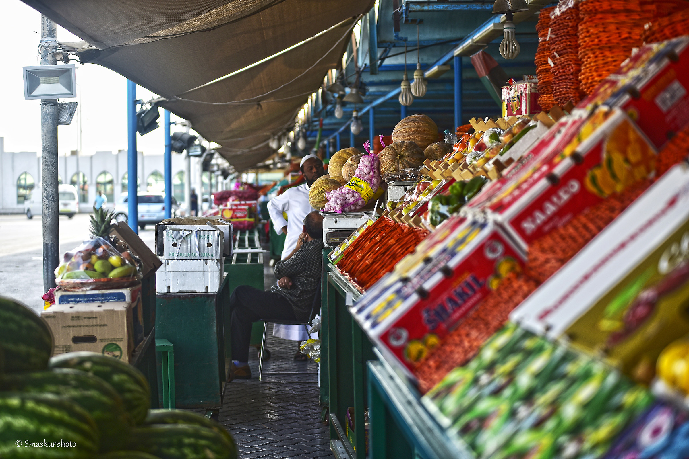 fruits seller