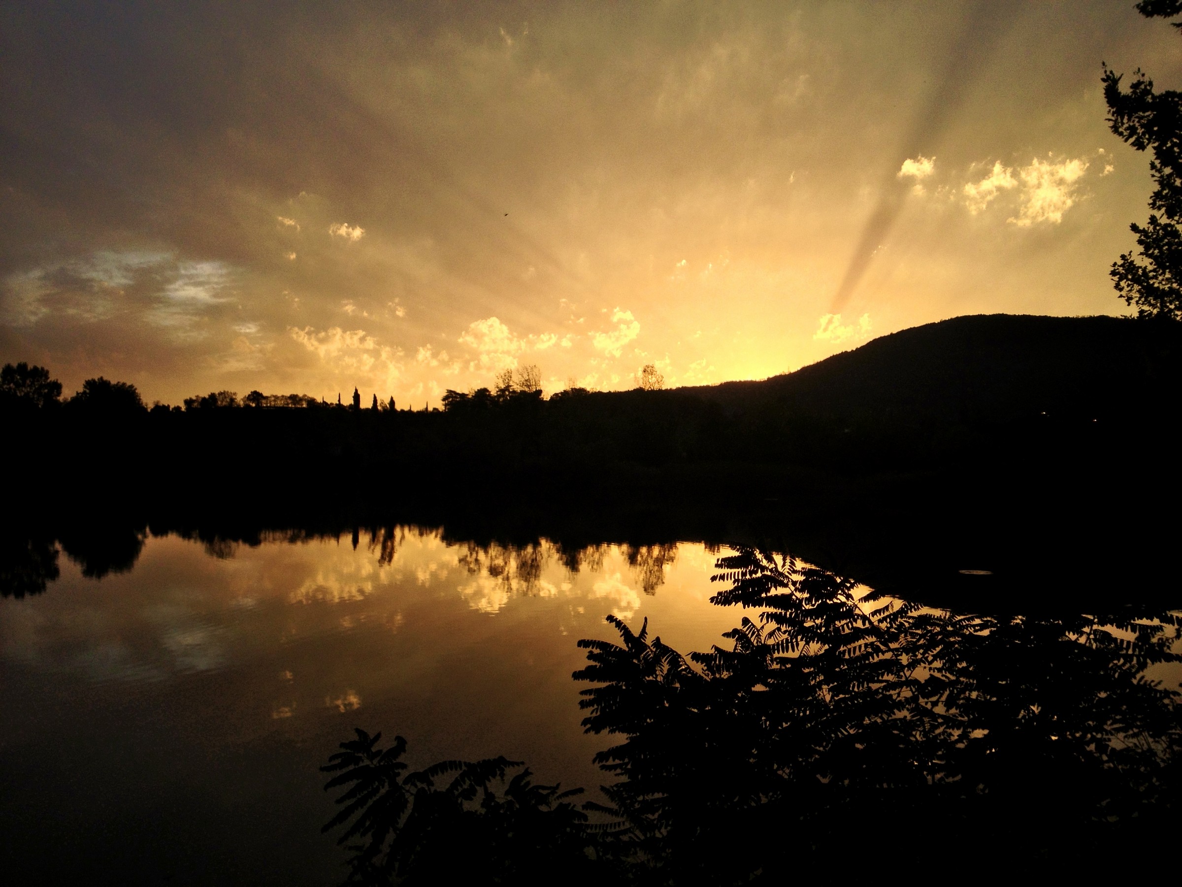 Sun setting in Provaglio