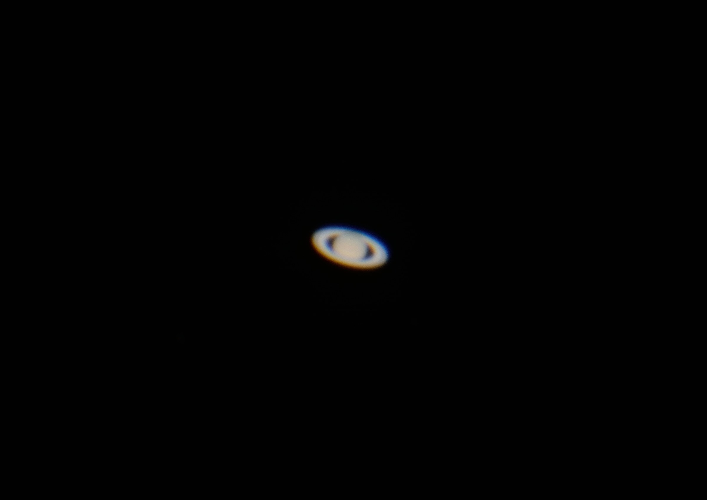 Ritaglio su Saturno.