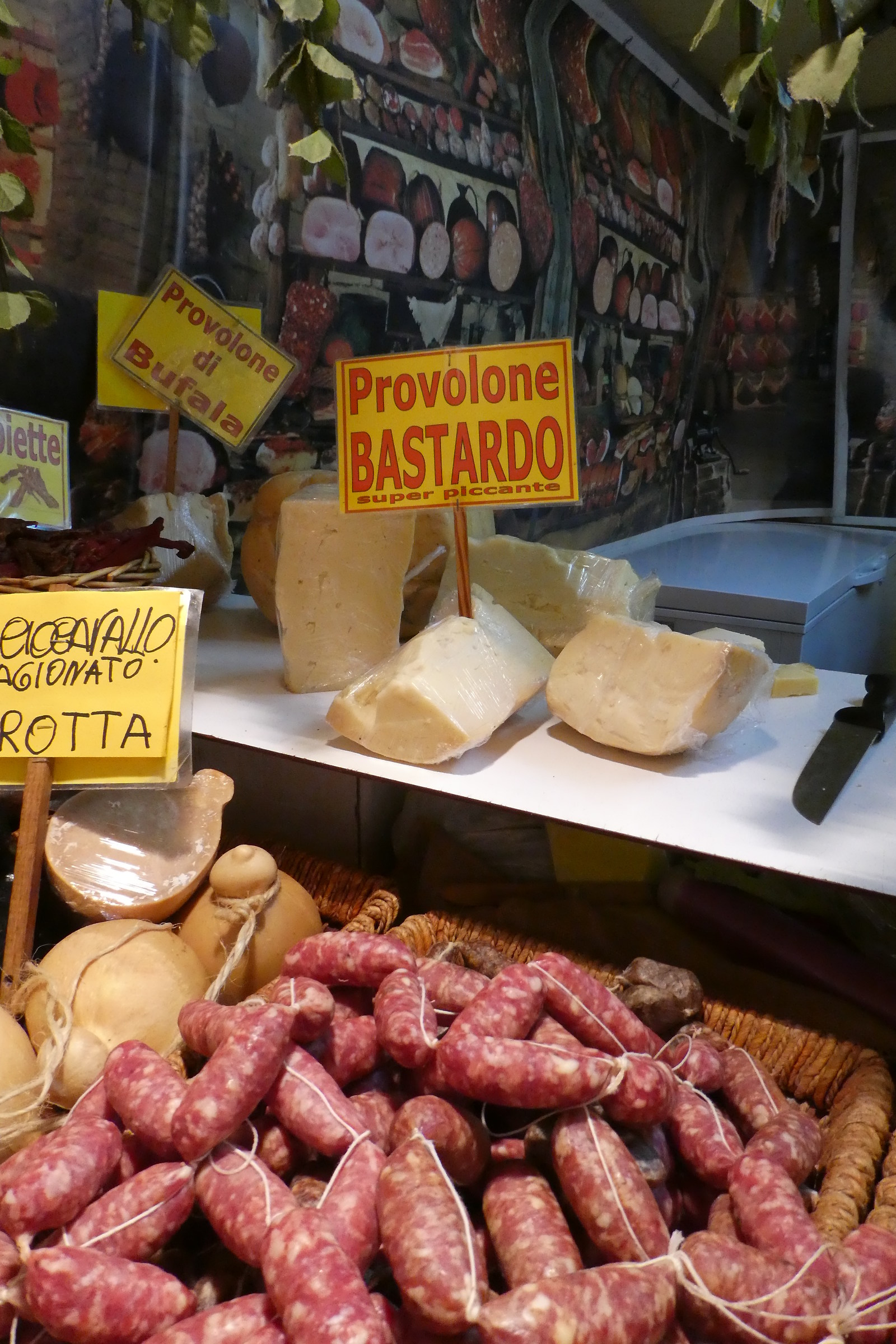 Provolone di dubbio incrocio