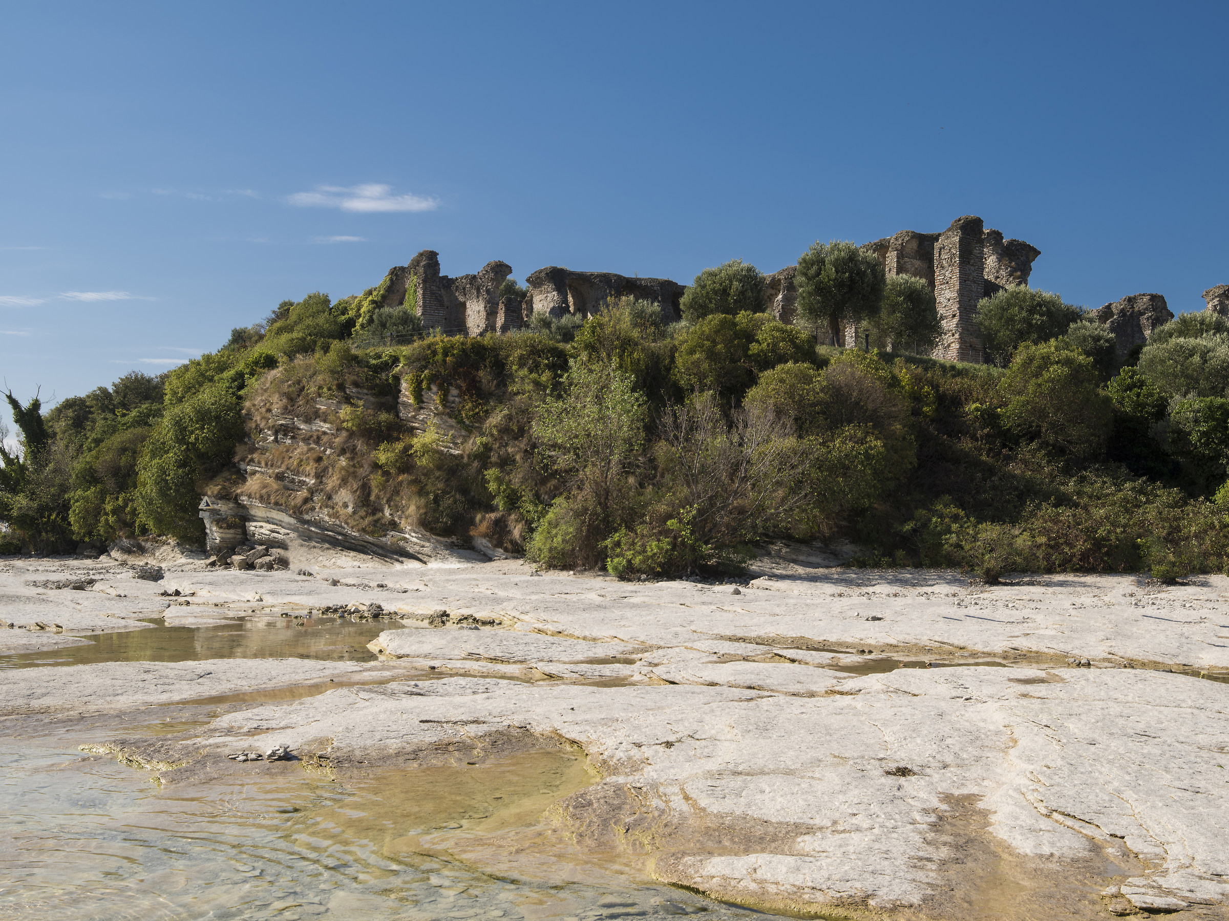 Sirmione - Grotte di Catullo da Jamaica Beach