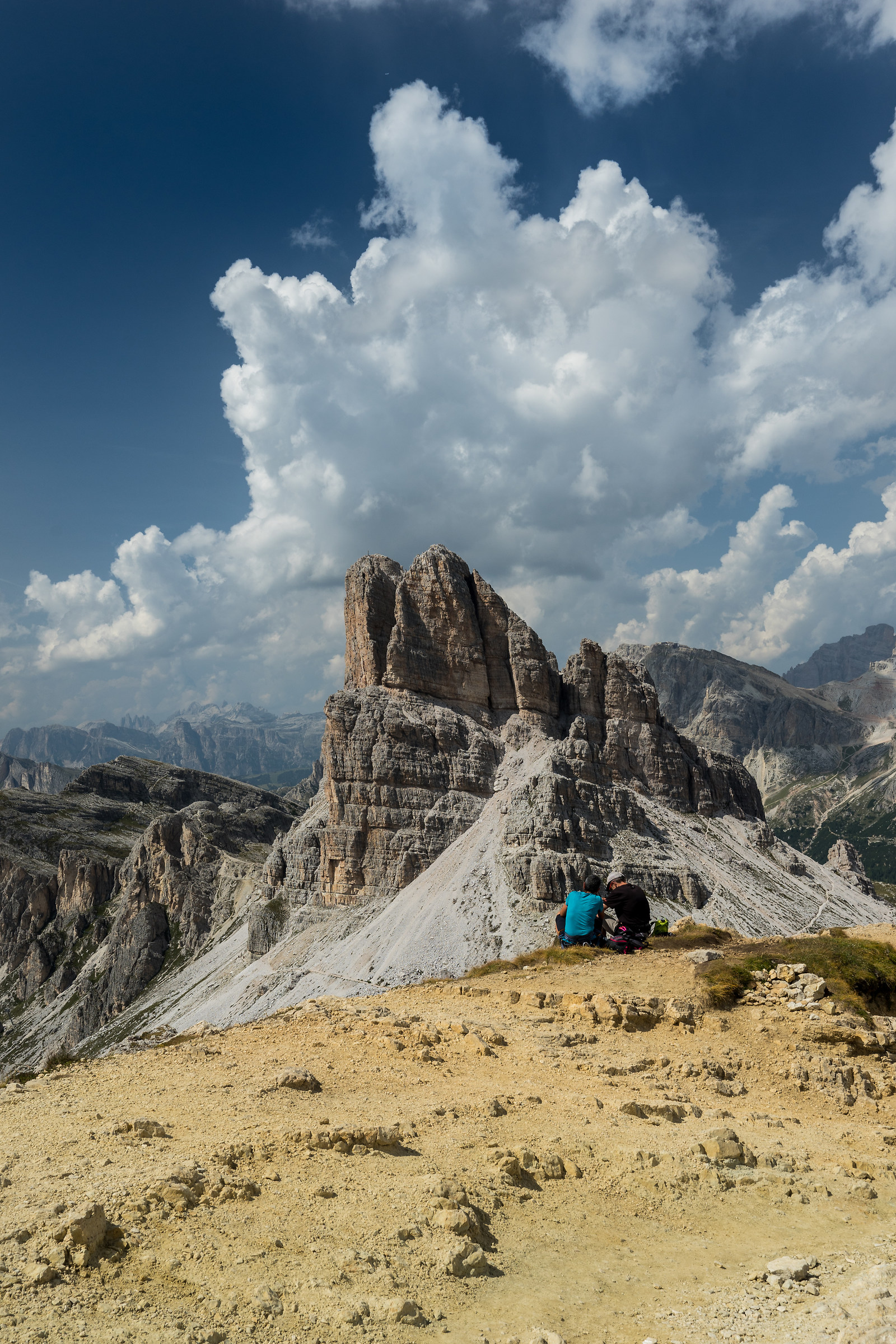 meritata sosta a vedere le nuvole che imitano le cime!