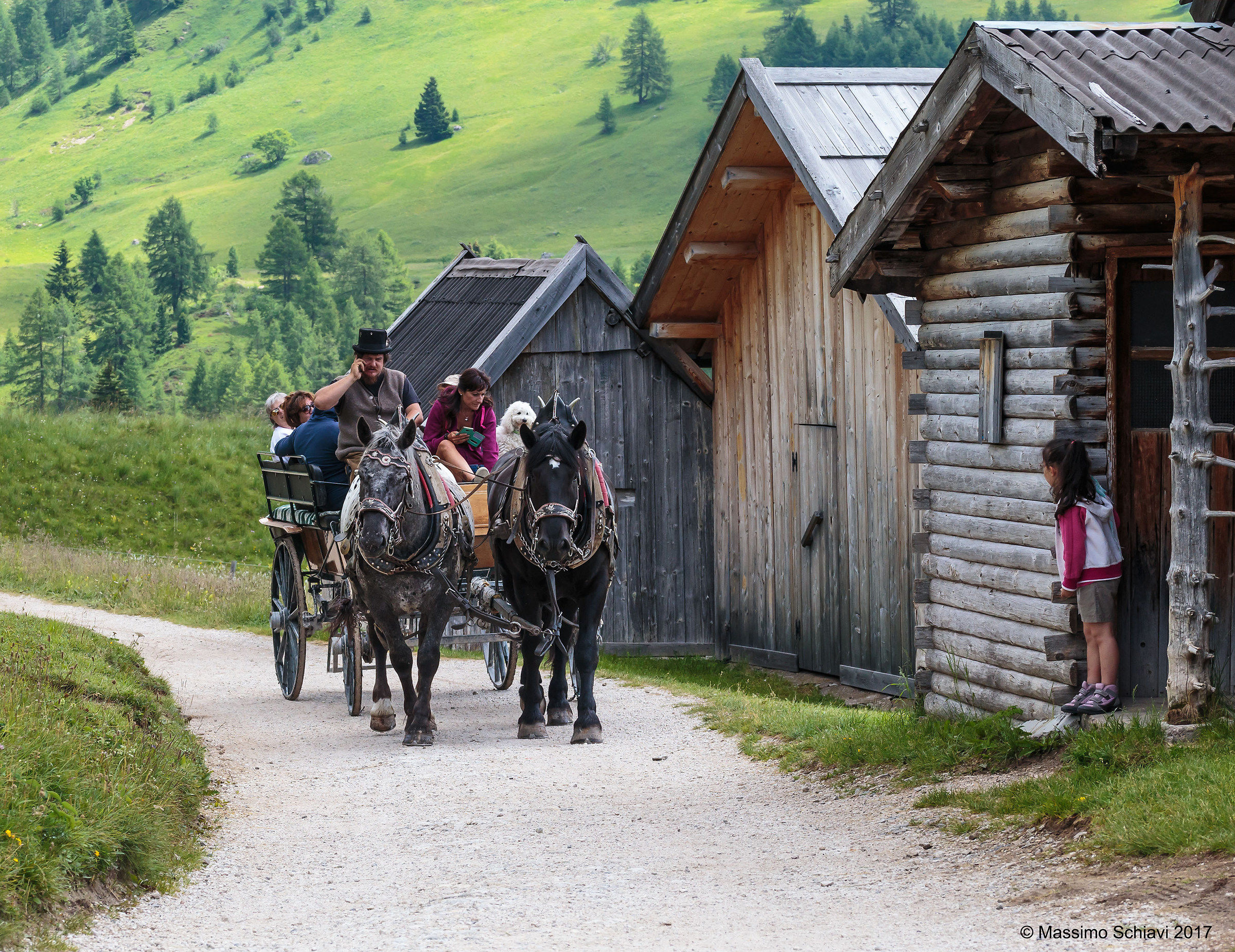Il vecchio carro e la moderna tecnologia.