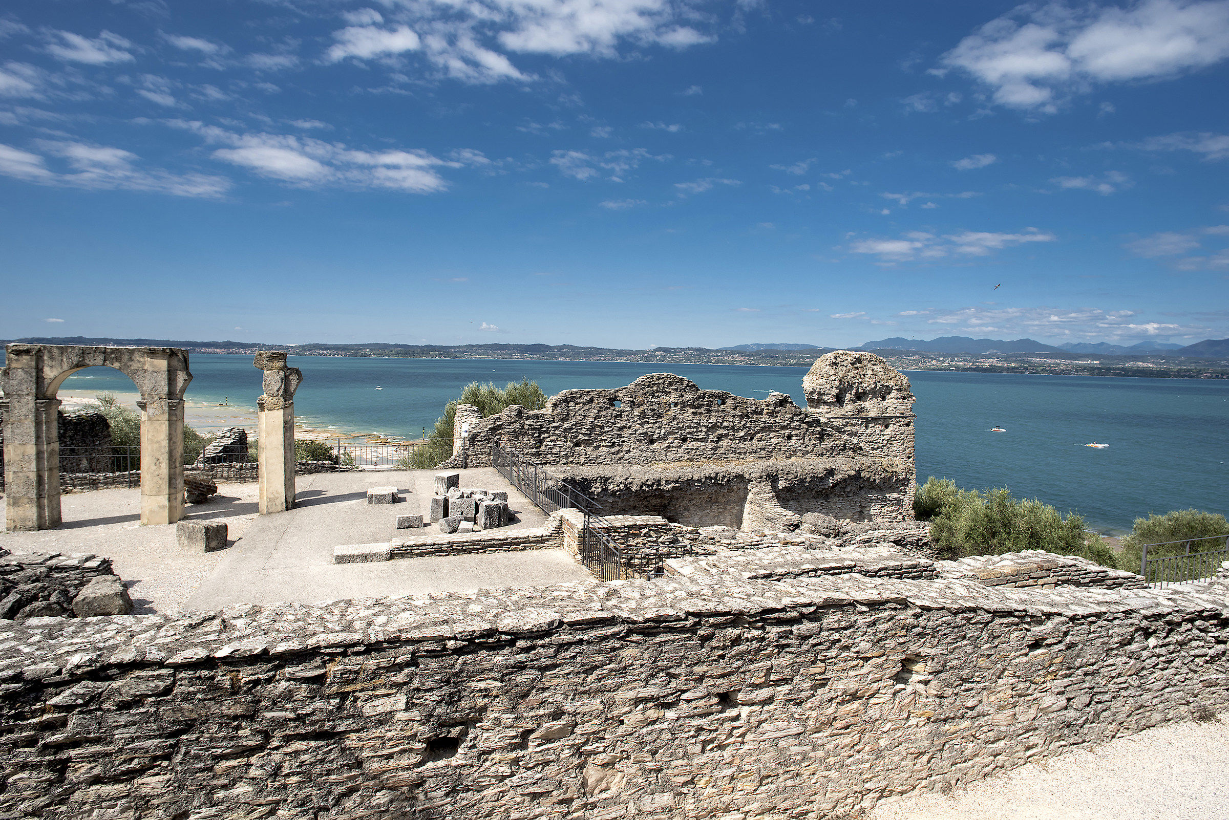 Sirmione - le Grotte di Catullo