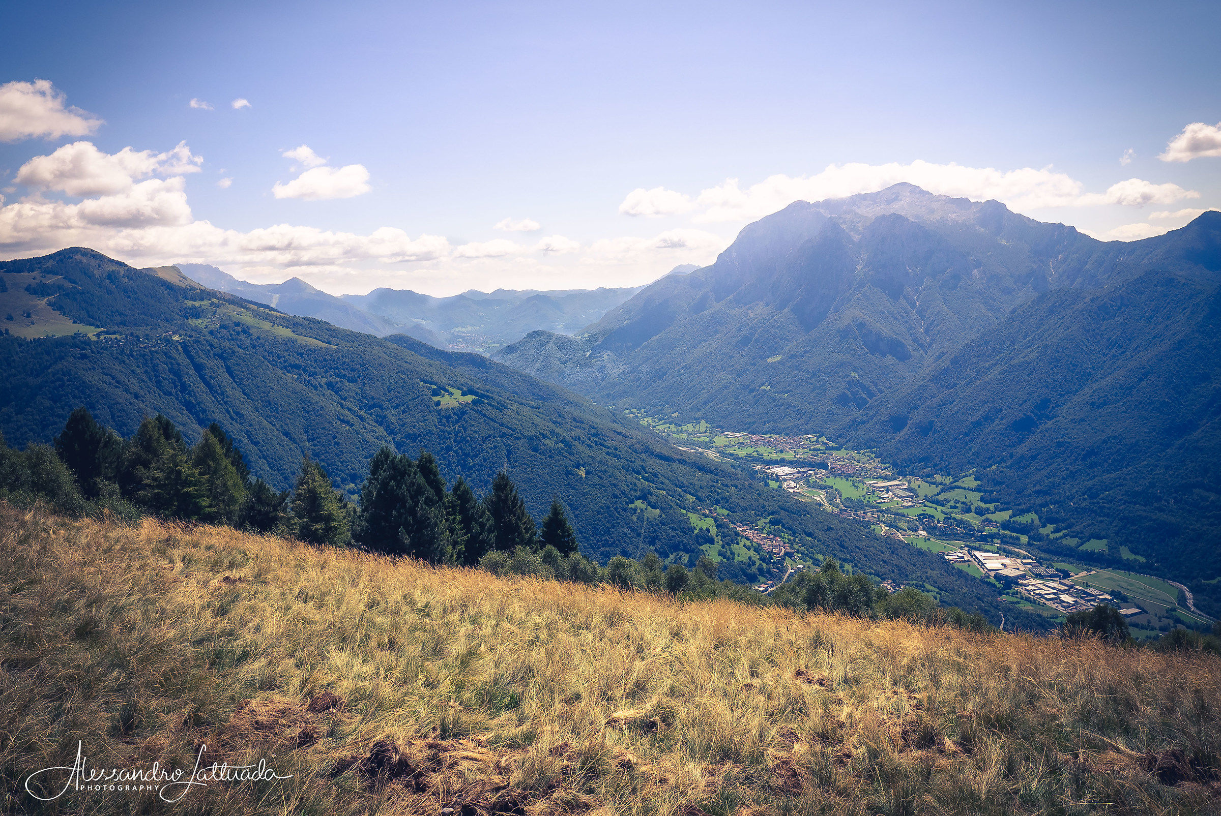 Valsassina dall'Alpe Giumello