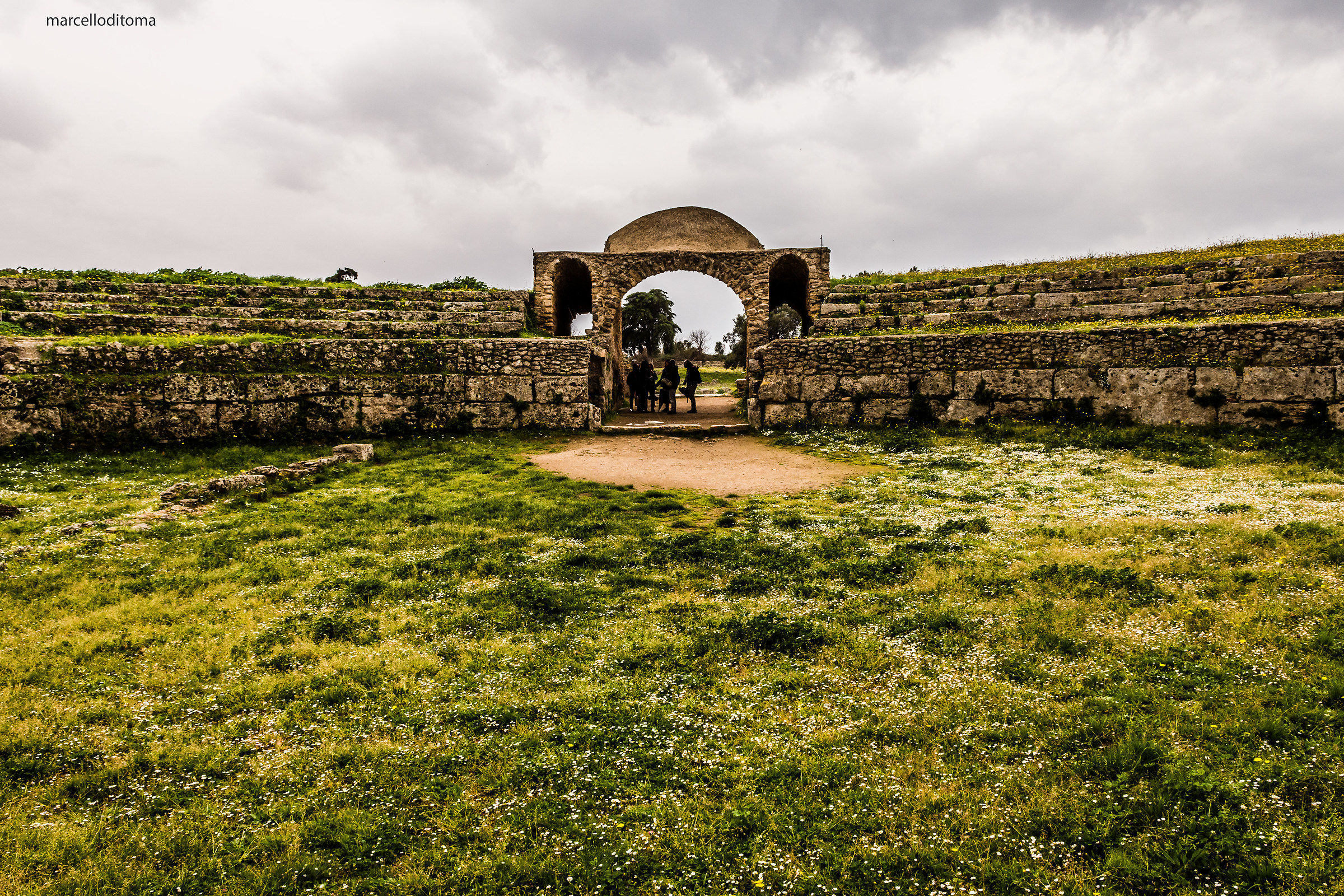 The amphitheater .. a fake hdr !! ...