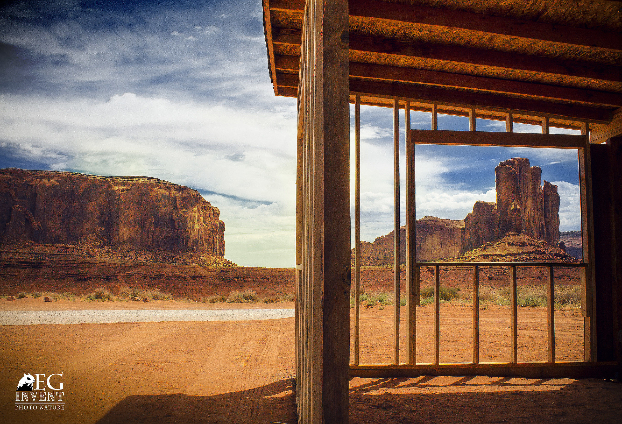 finestra sulla "Momunent Valley"