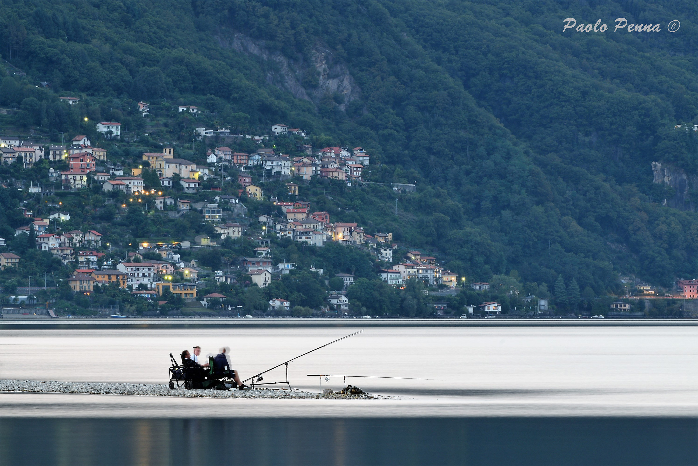 pescatori al calar del sole