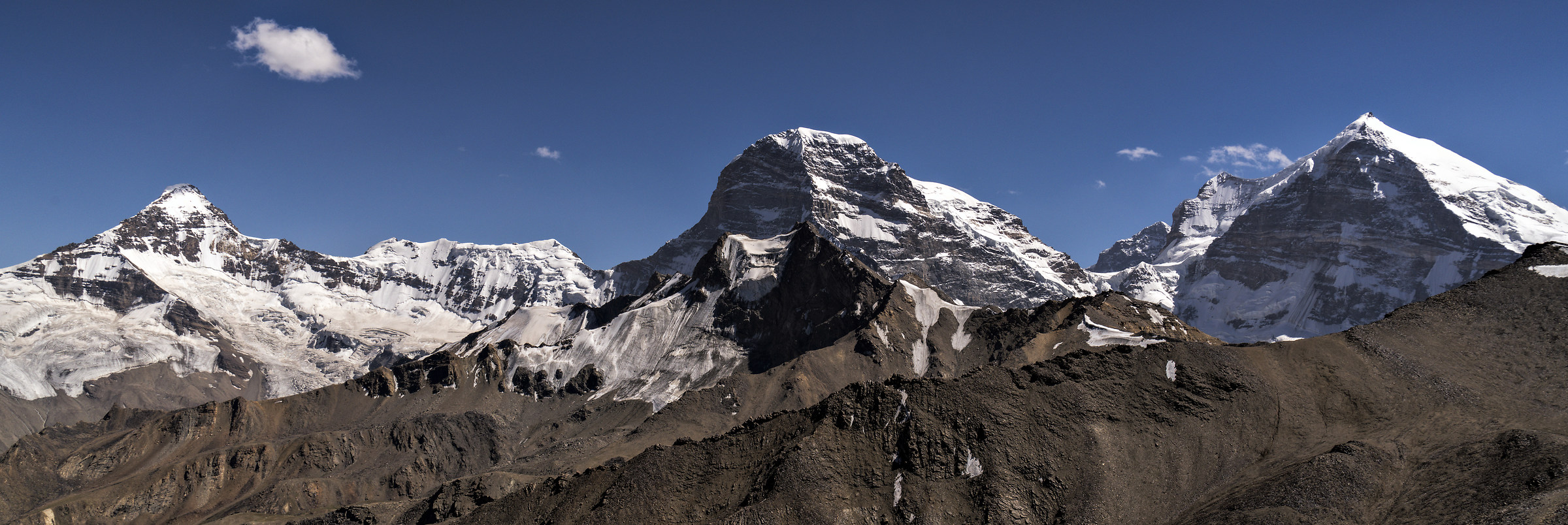 Full crew of the Engels Peak and Karl Marx Peak