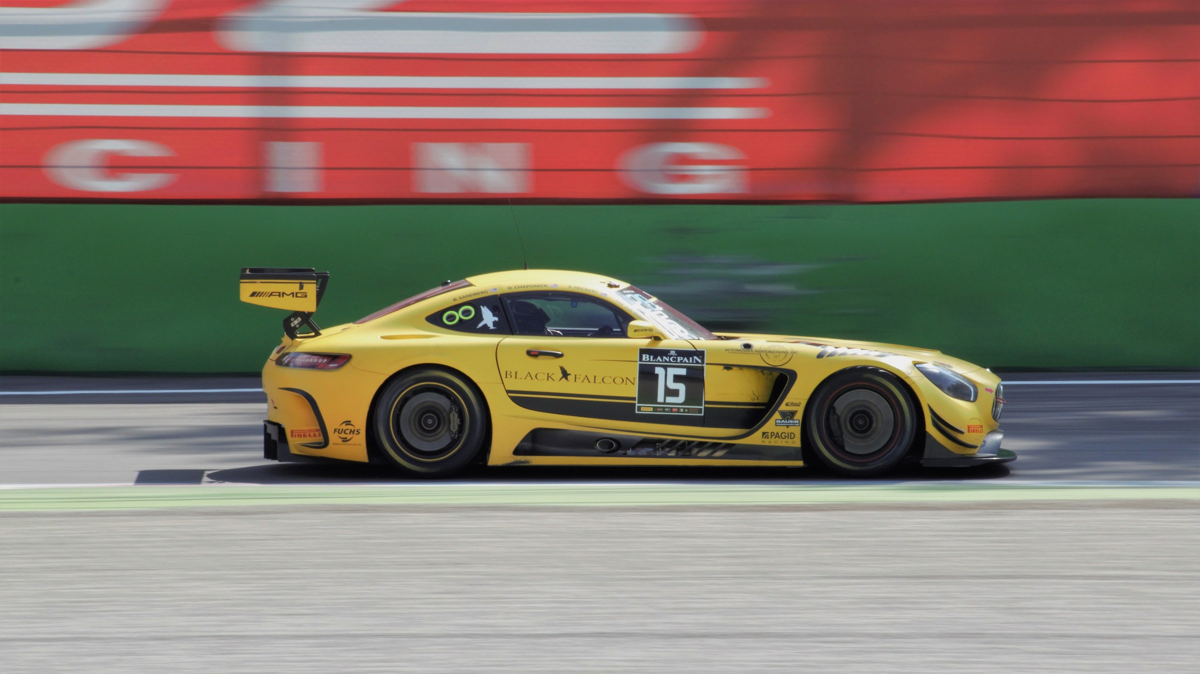 Mercedes AMG GT Black Falcon