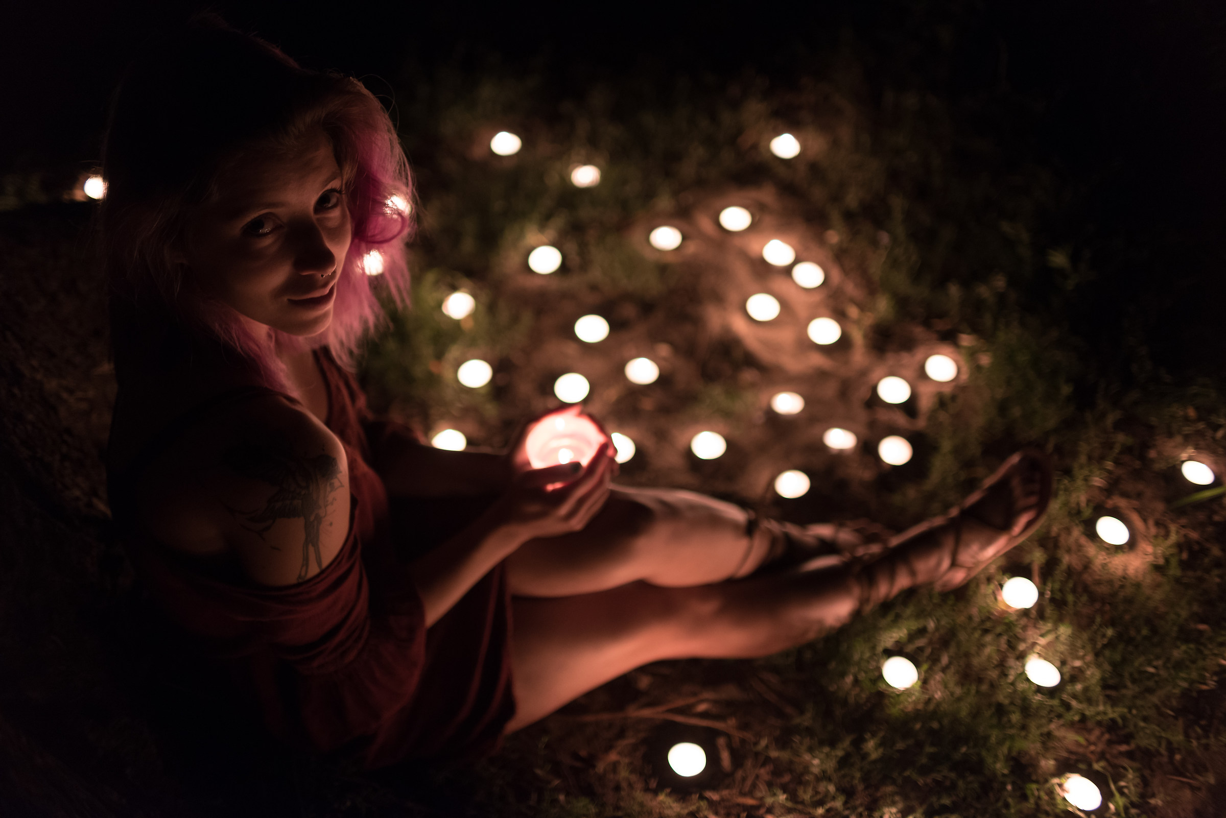 Ines, lady of lights