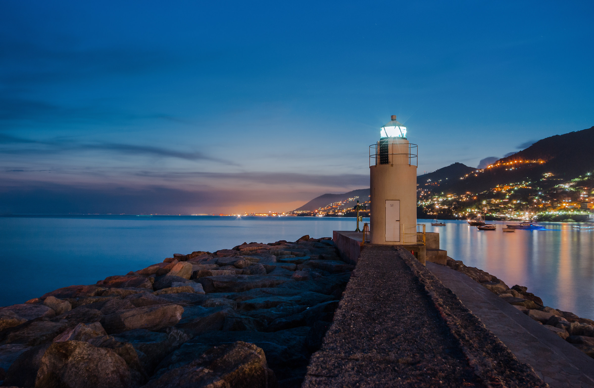 lighthouse in blue time (camogli)
